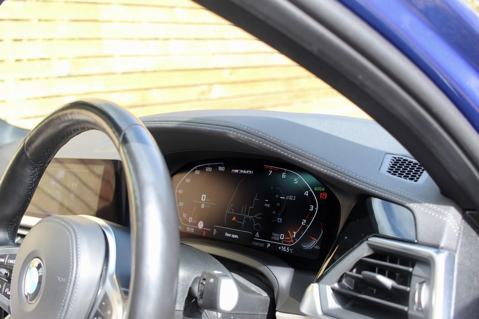 BMW 3 Series view 42