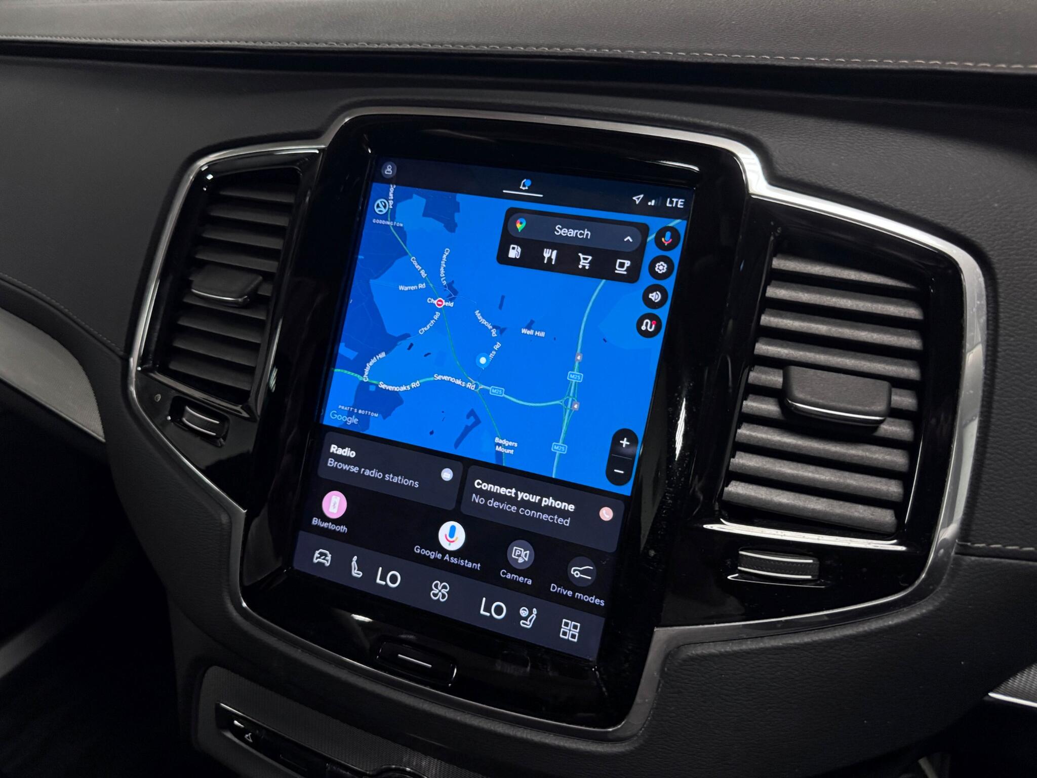Volvo XC90 view 46