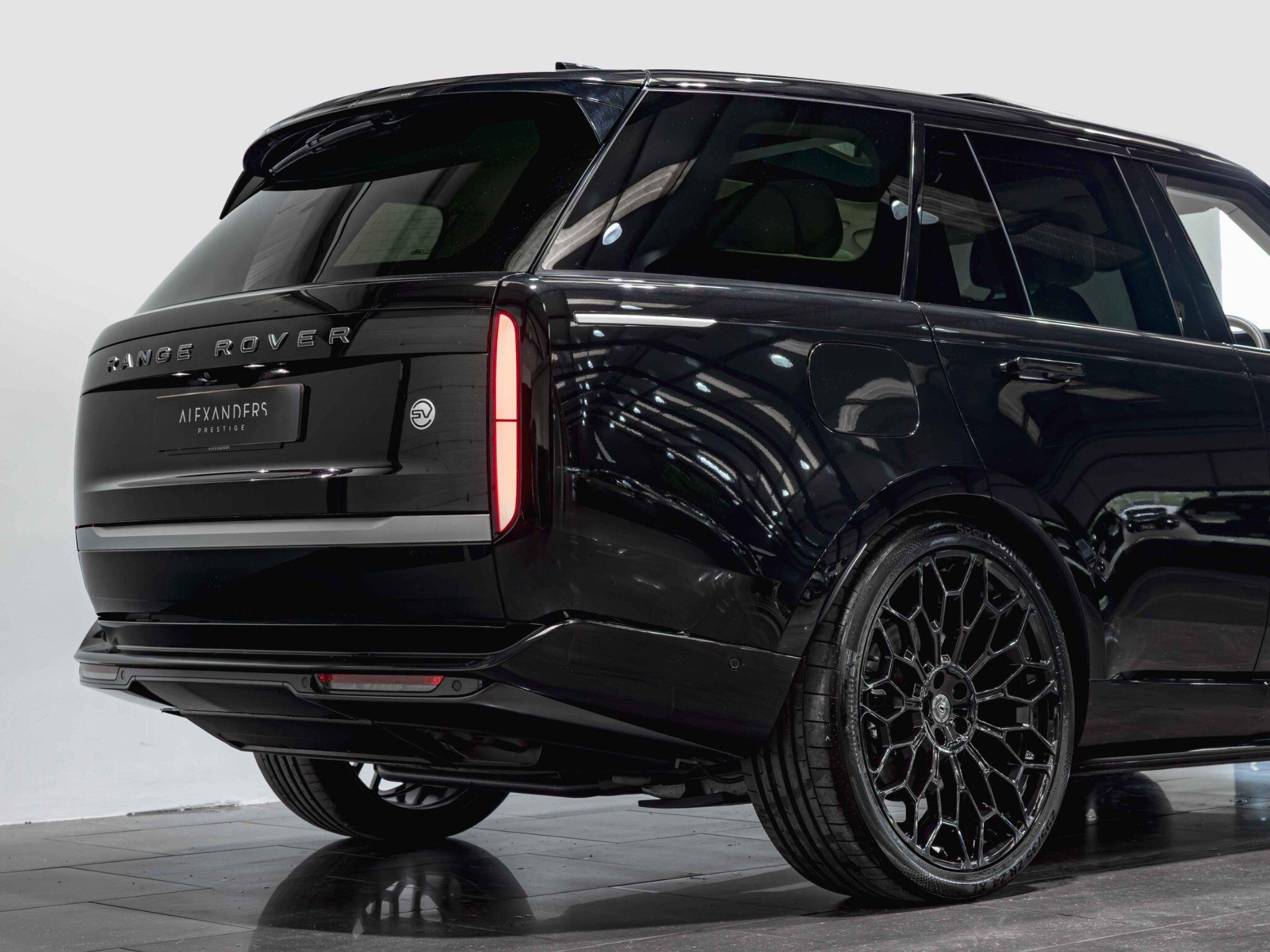 Land Rover Range Rover view 13