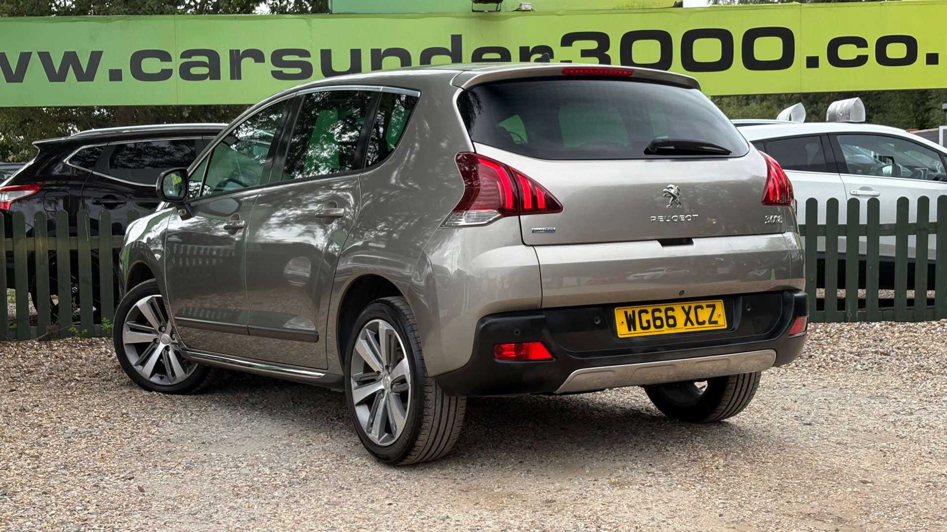 Peugeot 3008 view 10