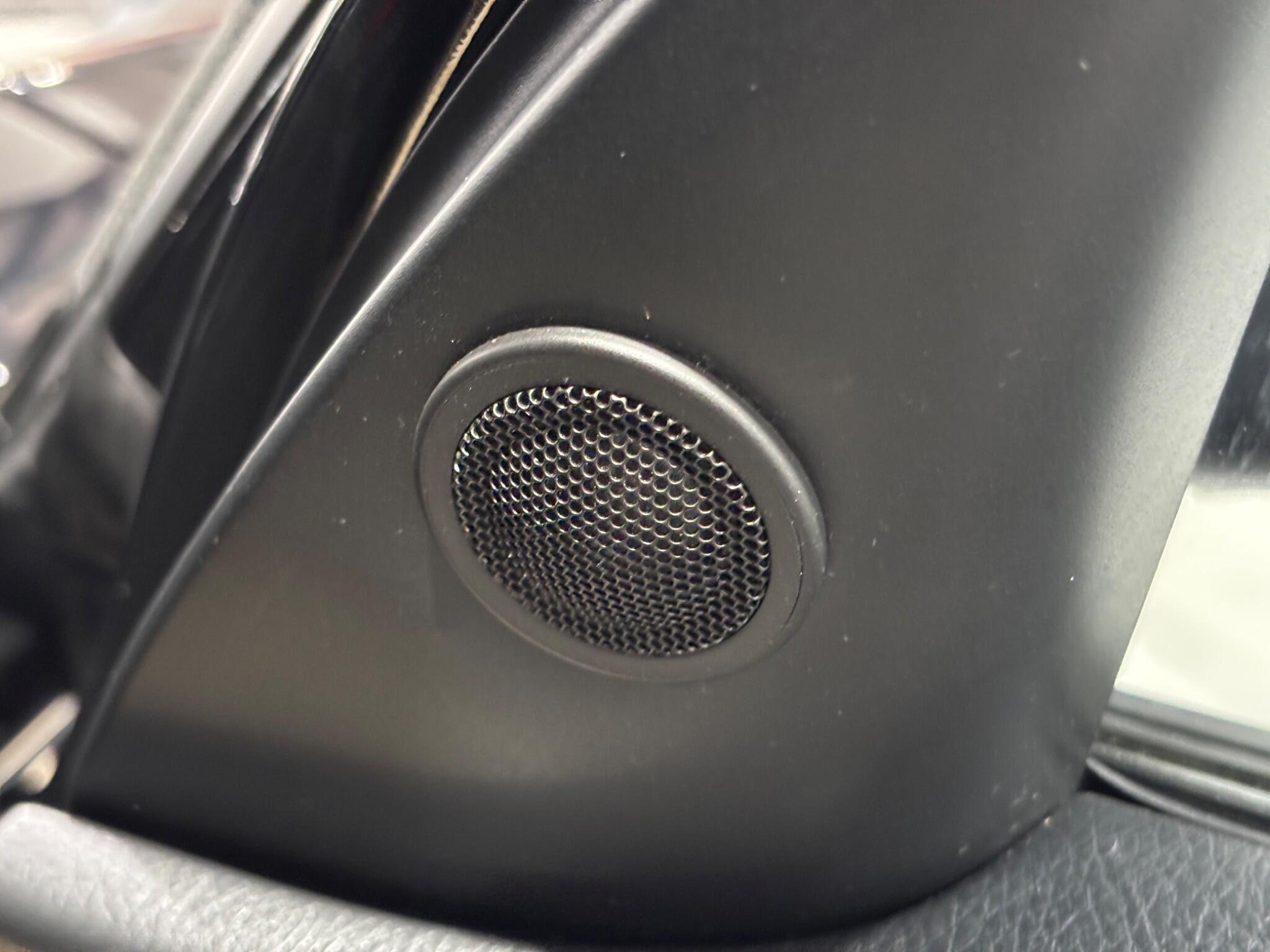 BMW 1 Series view 27