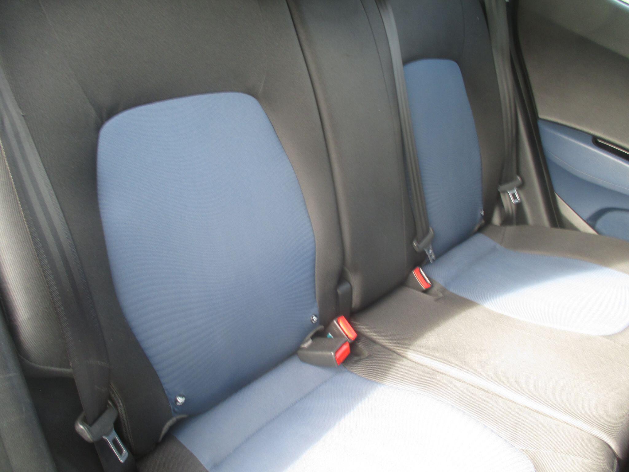 Hyundai I10 view 24