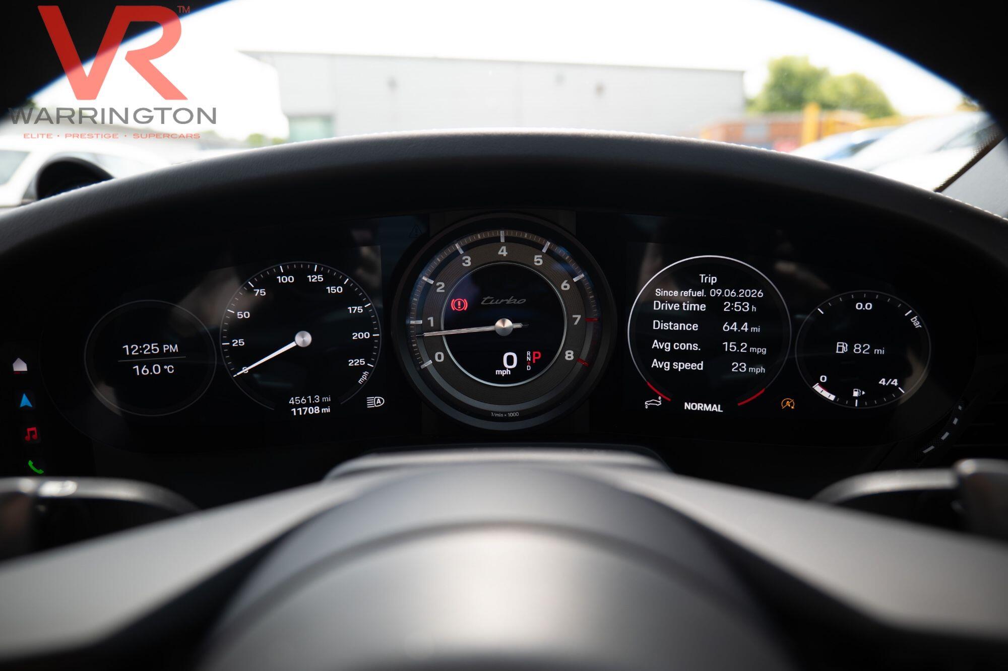 Porsche 911 view 13