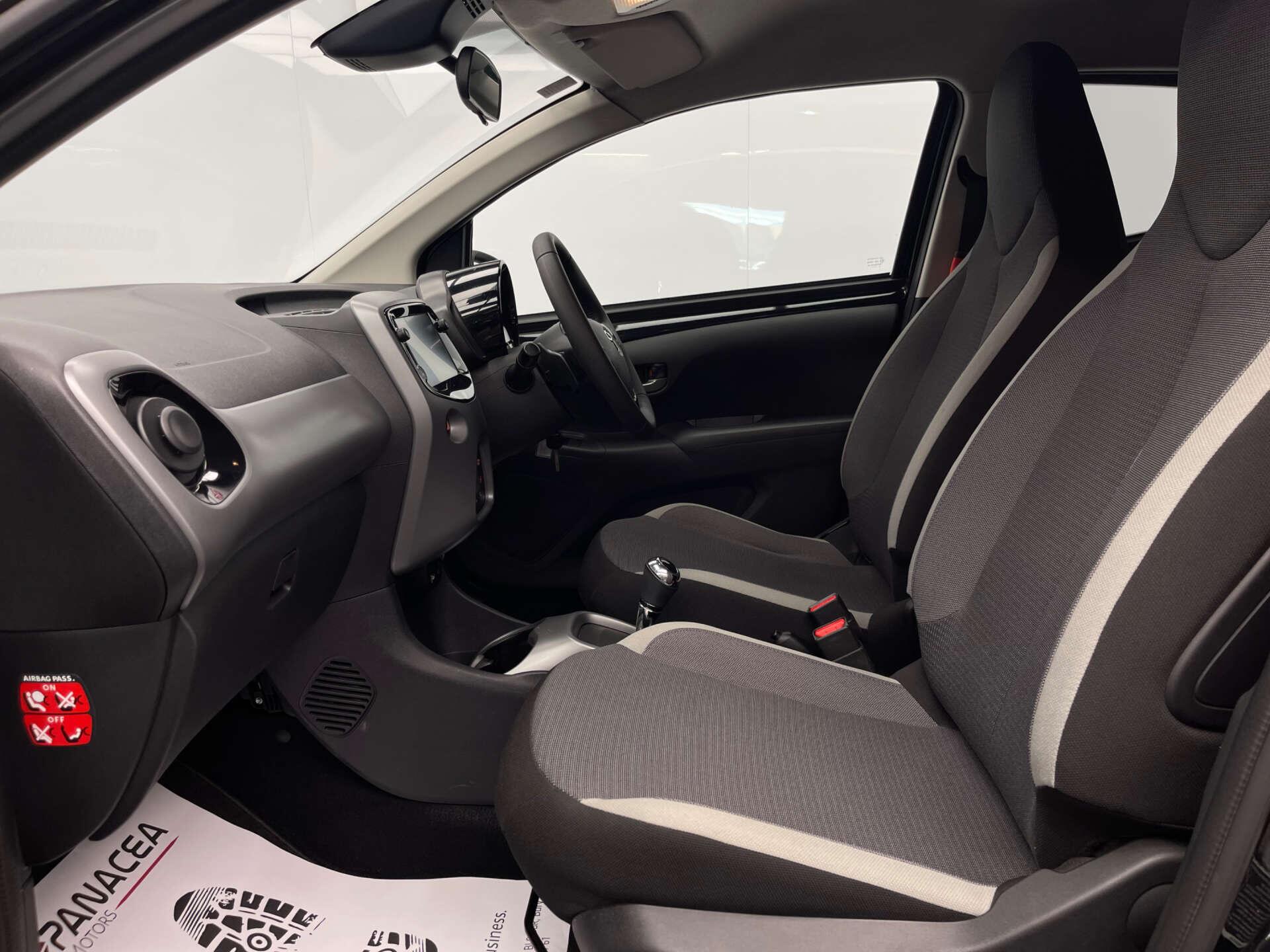 Toyota Aygo view 29
