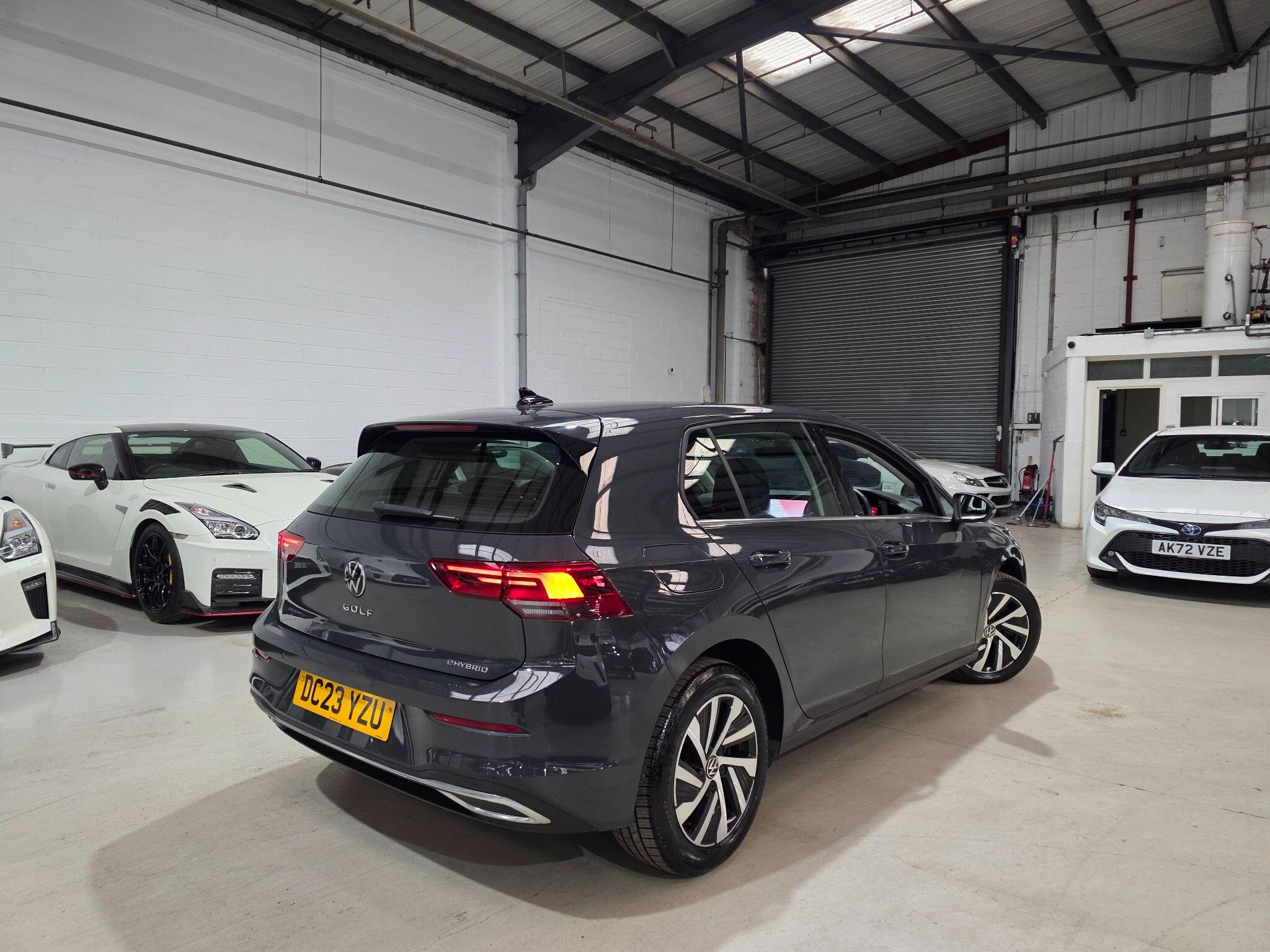Volkswagen Golf view 26