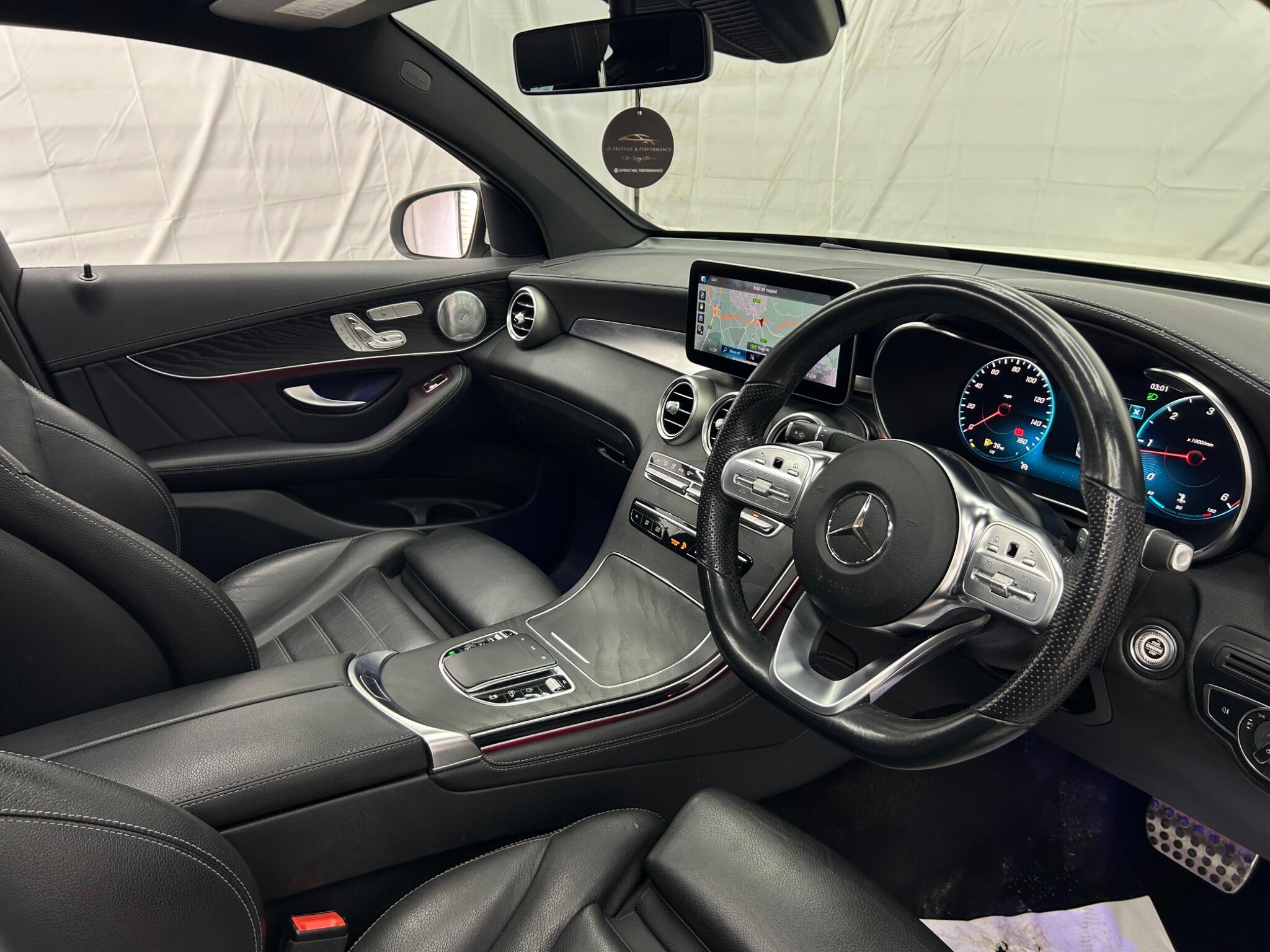 Mercedes-Benz GLC view 13