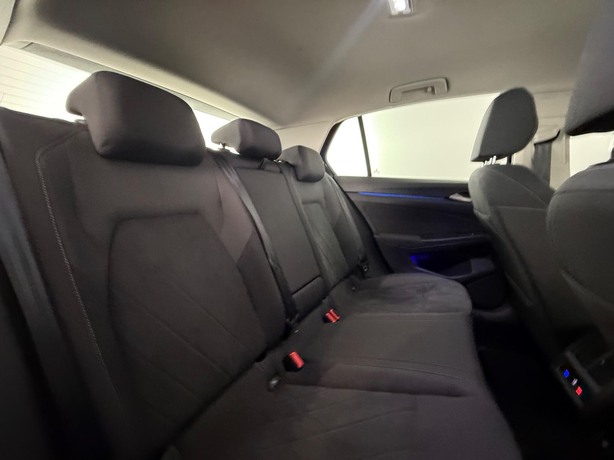 Volkswagen Golf view 29