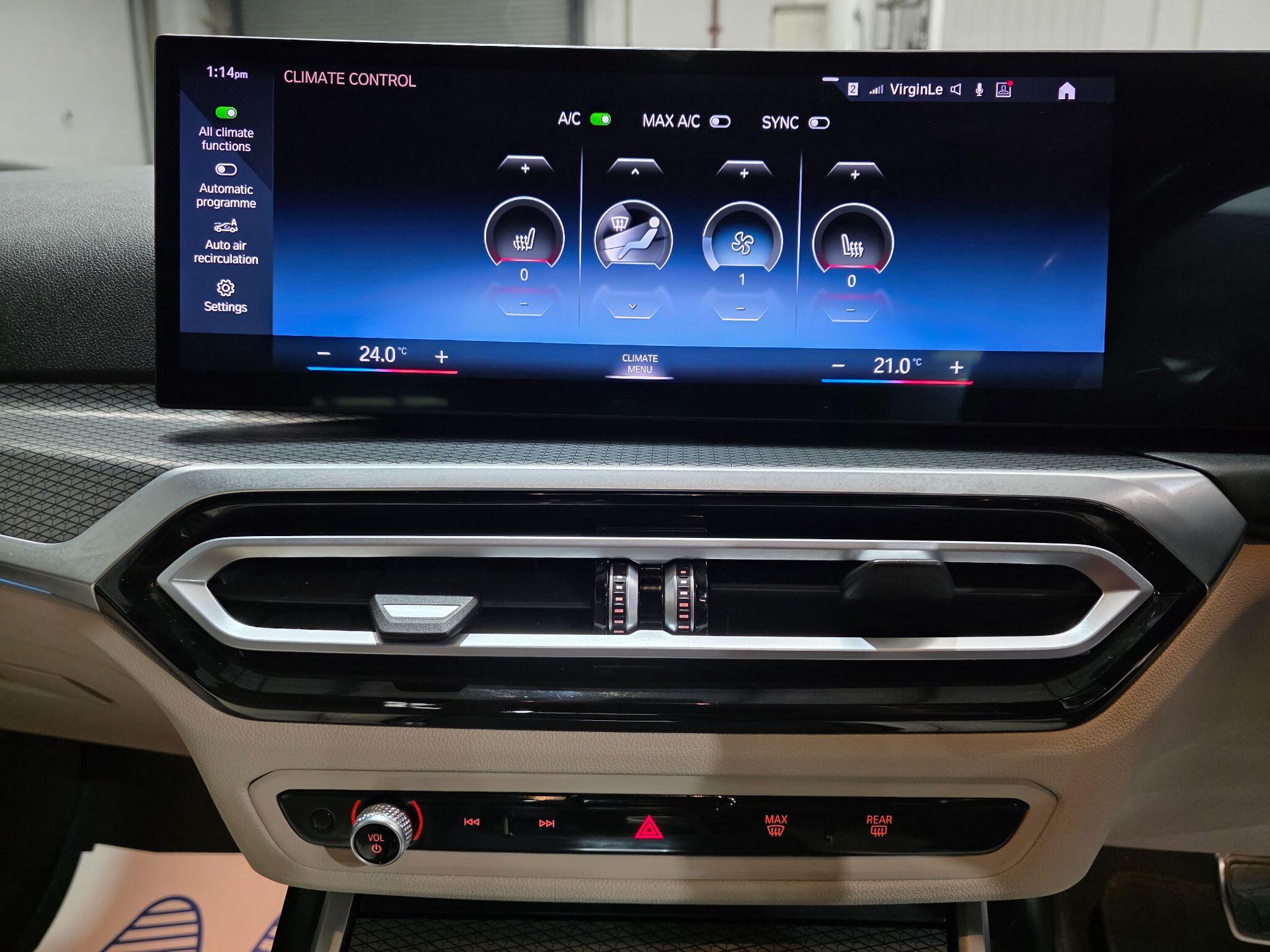 BMW 3 Series view 11