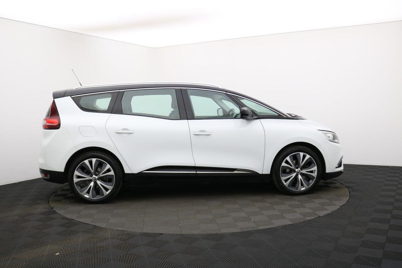Renault Grand Scenic view 2