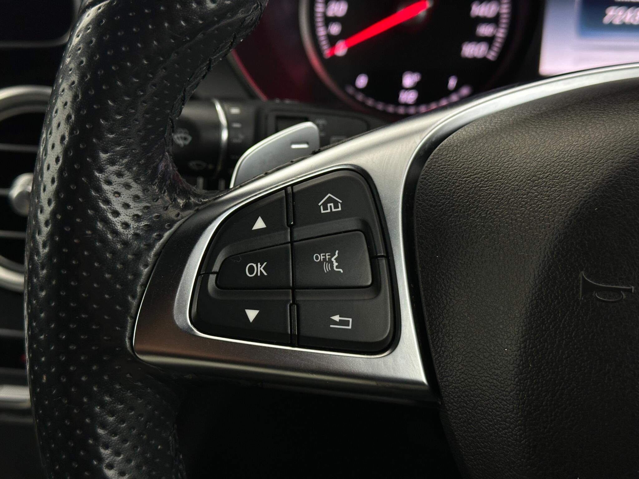 Mercedes-Benz GLC view 15
