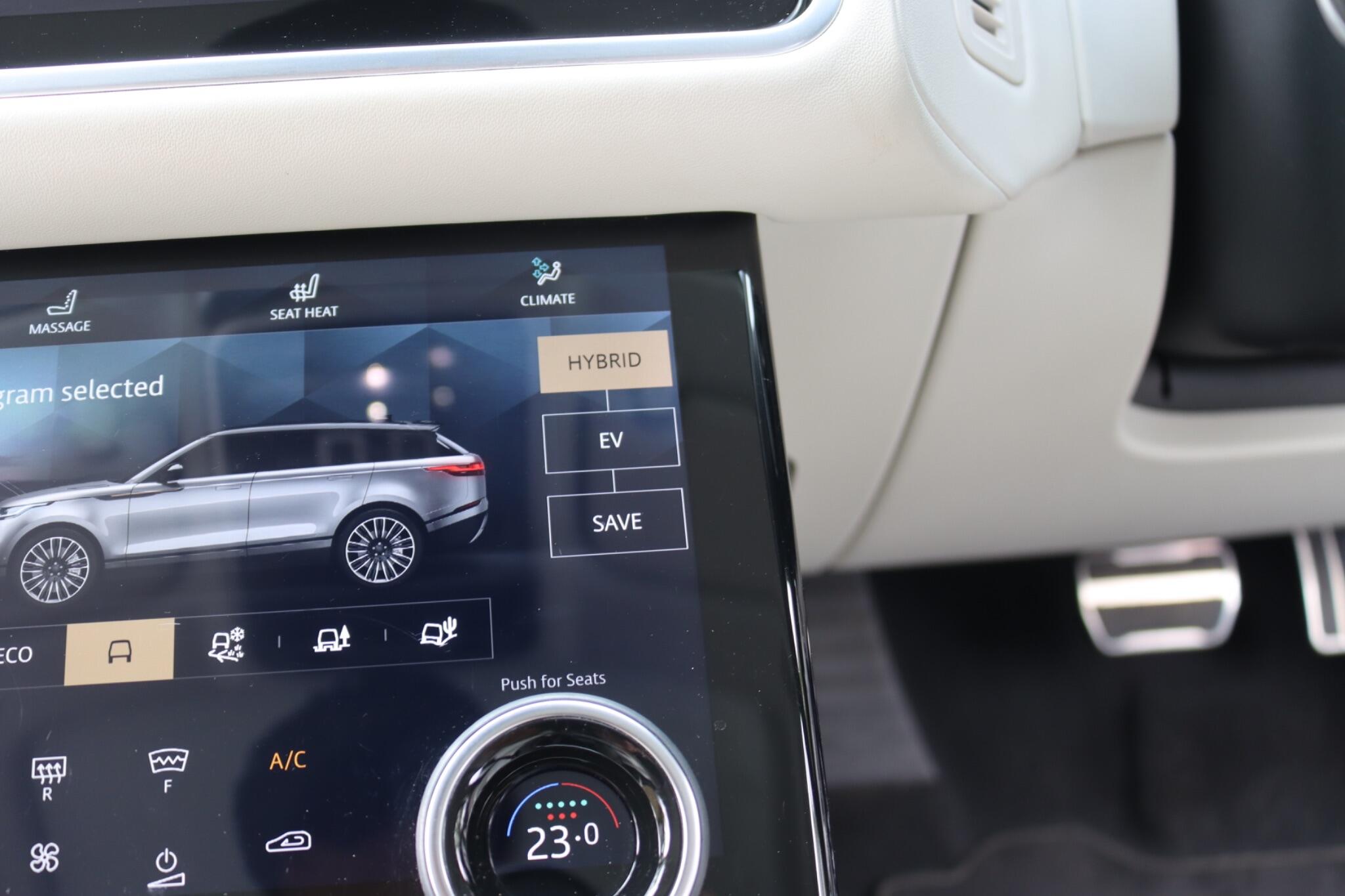 Land Rover Range Rover Velar view 67
