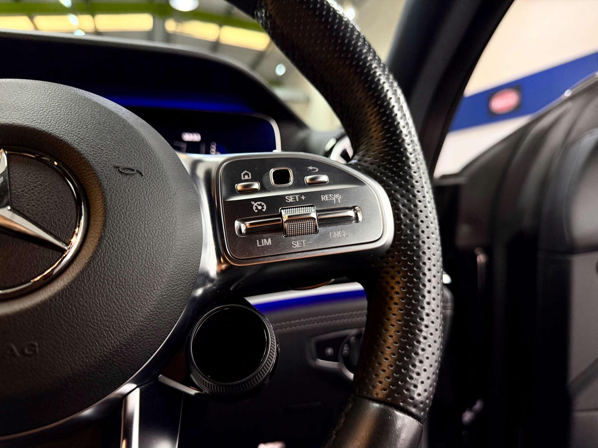 Mercedes-Benz Amg GT view 40