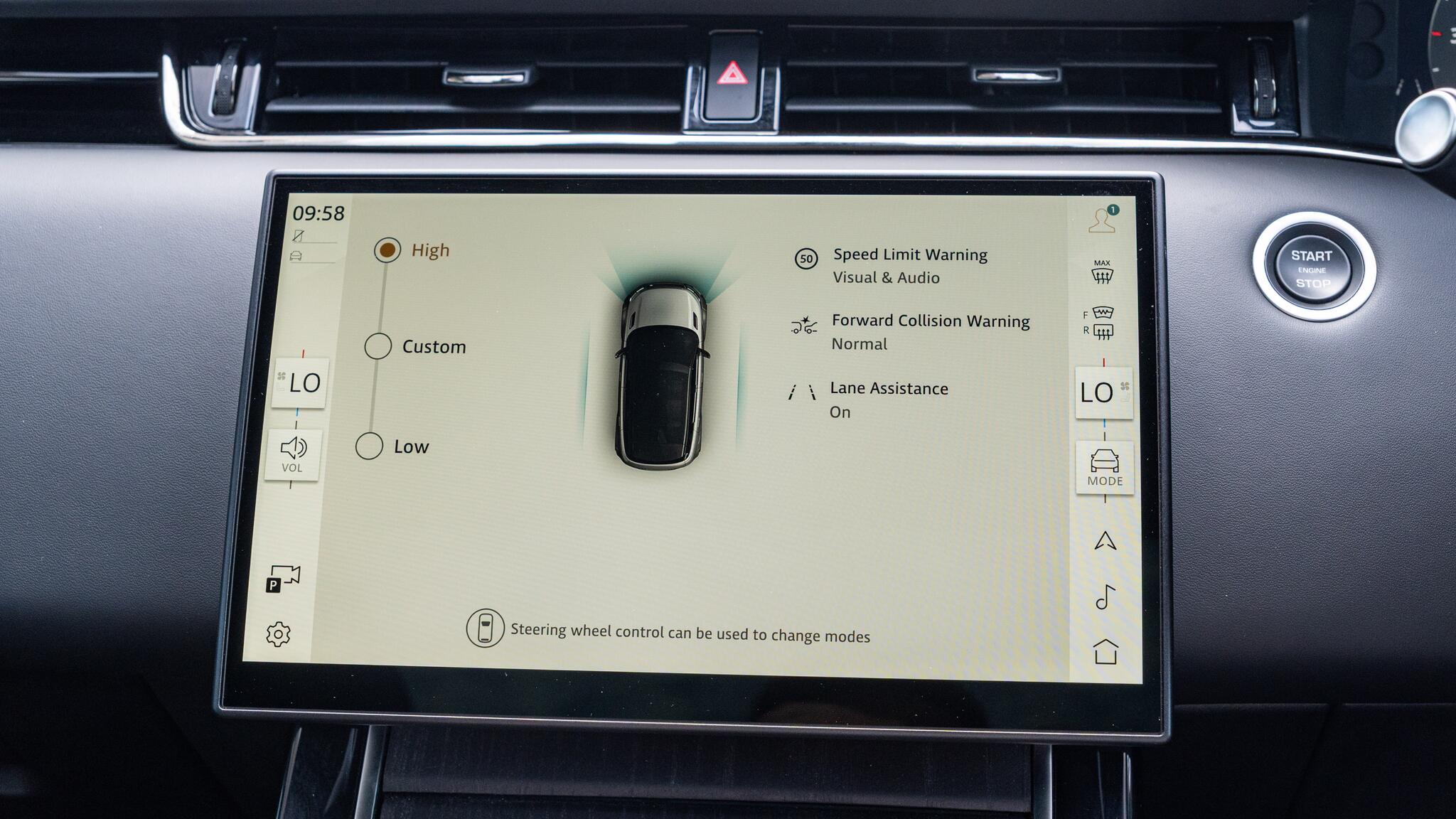 Land Rover Range Rover Evoque view 64