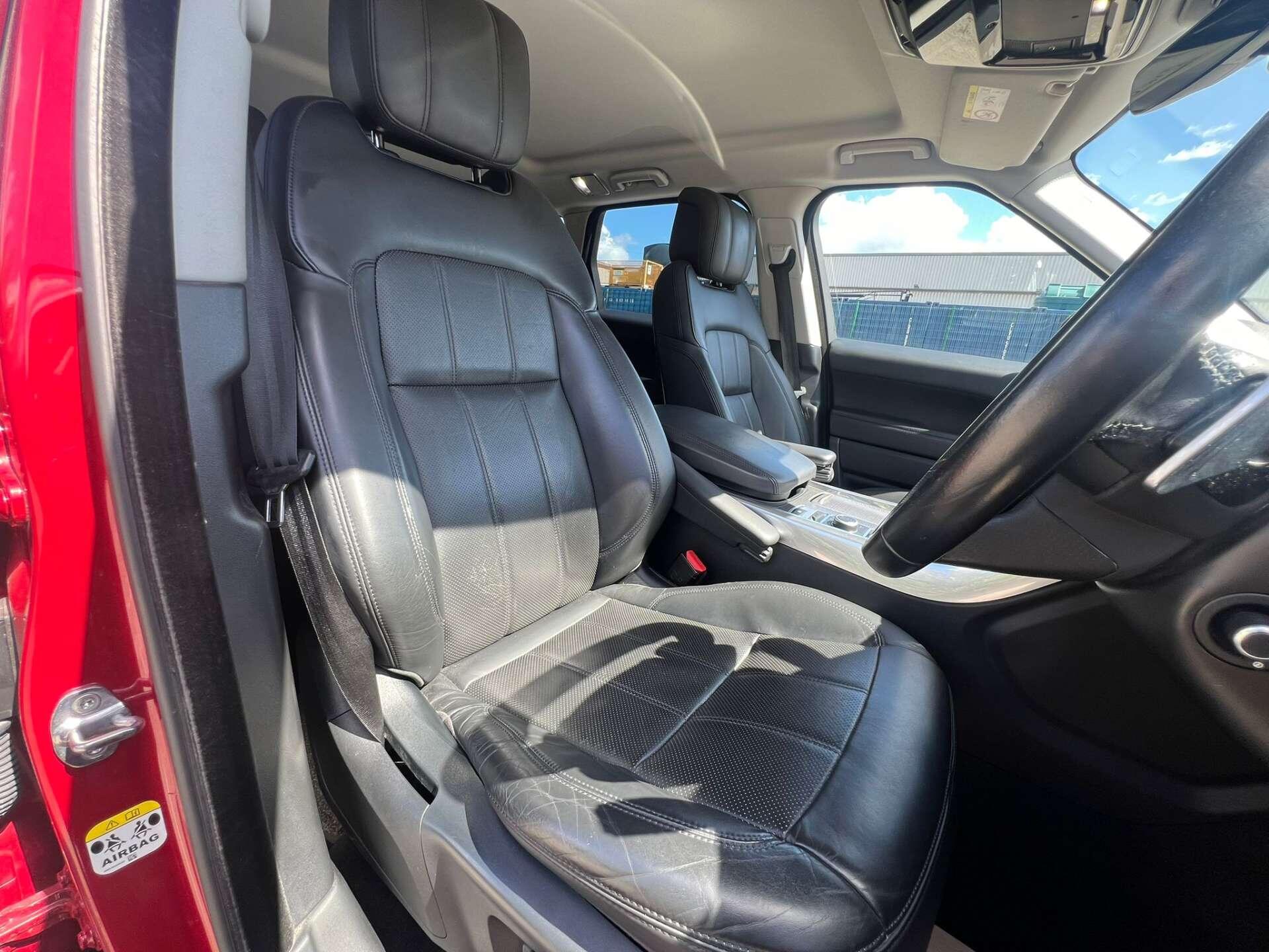 Land Rover Range Rover Sport view 9
