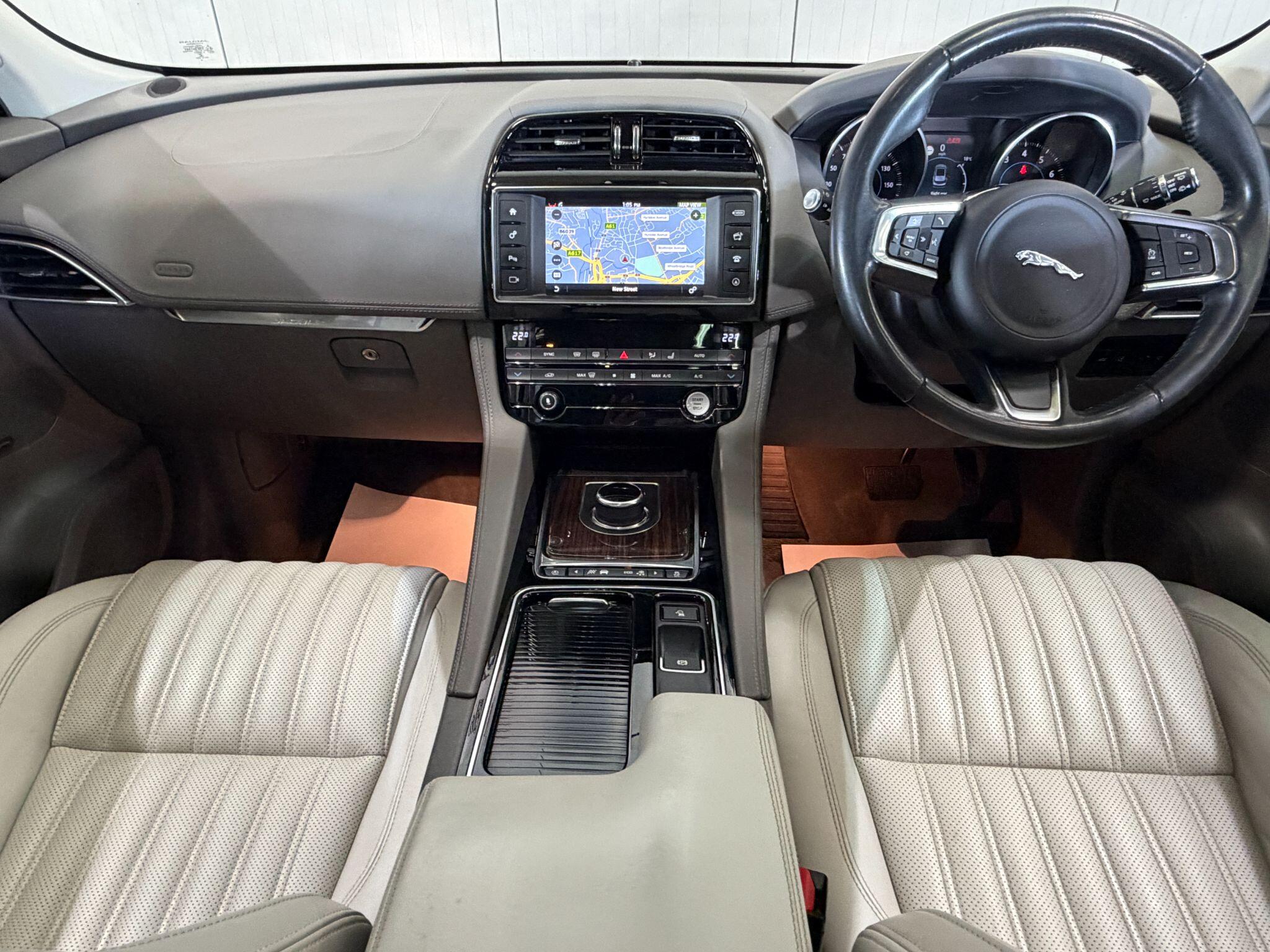 Jaguar F-Pace view 17