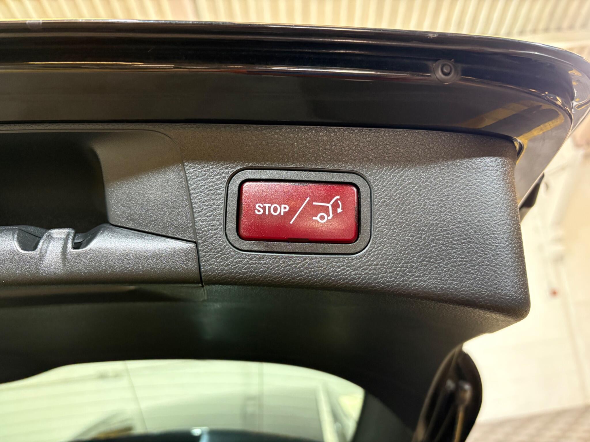 Mercedes-Benz C Class view 46