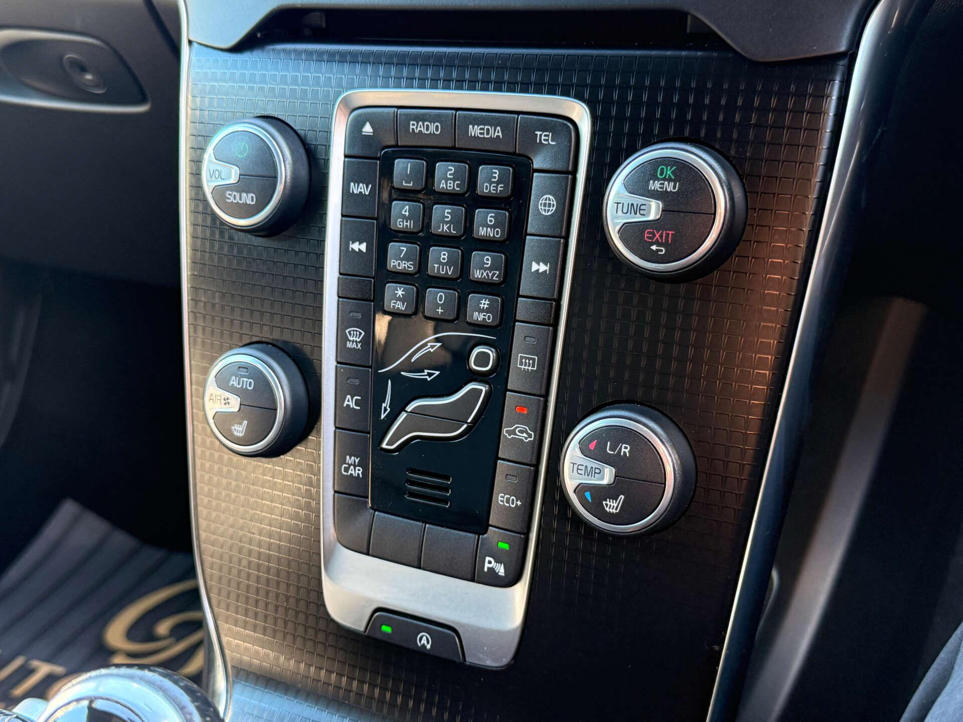 Volvo V40 view 50