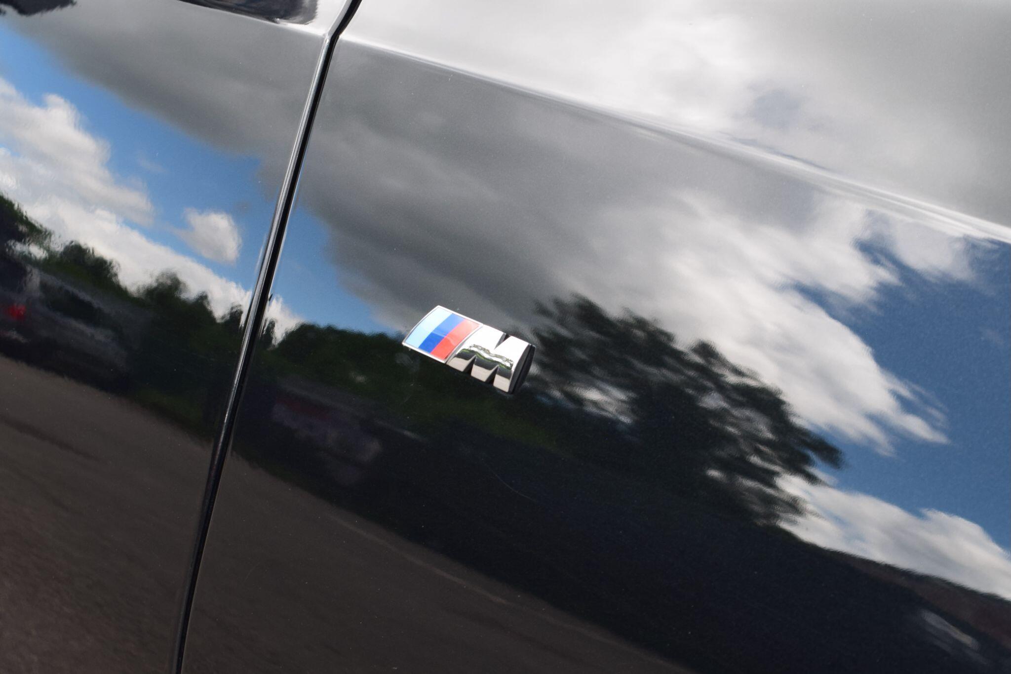 BMW 3 Series view 35