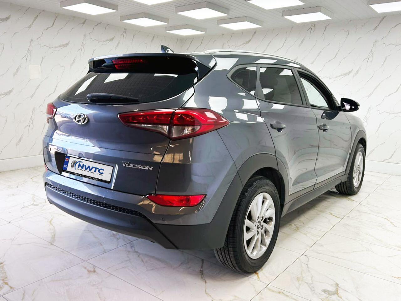 Hyundai Tucson view 8
