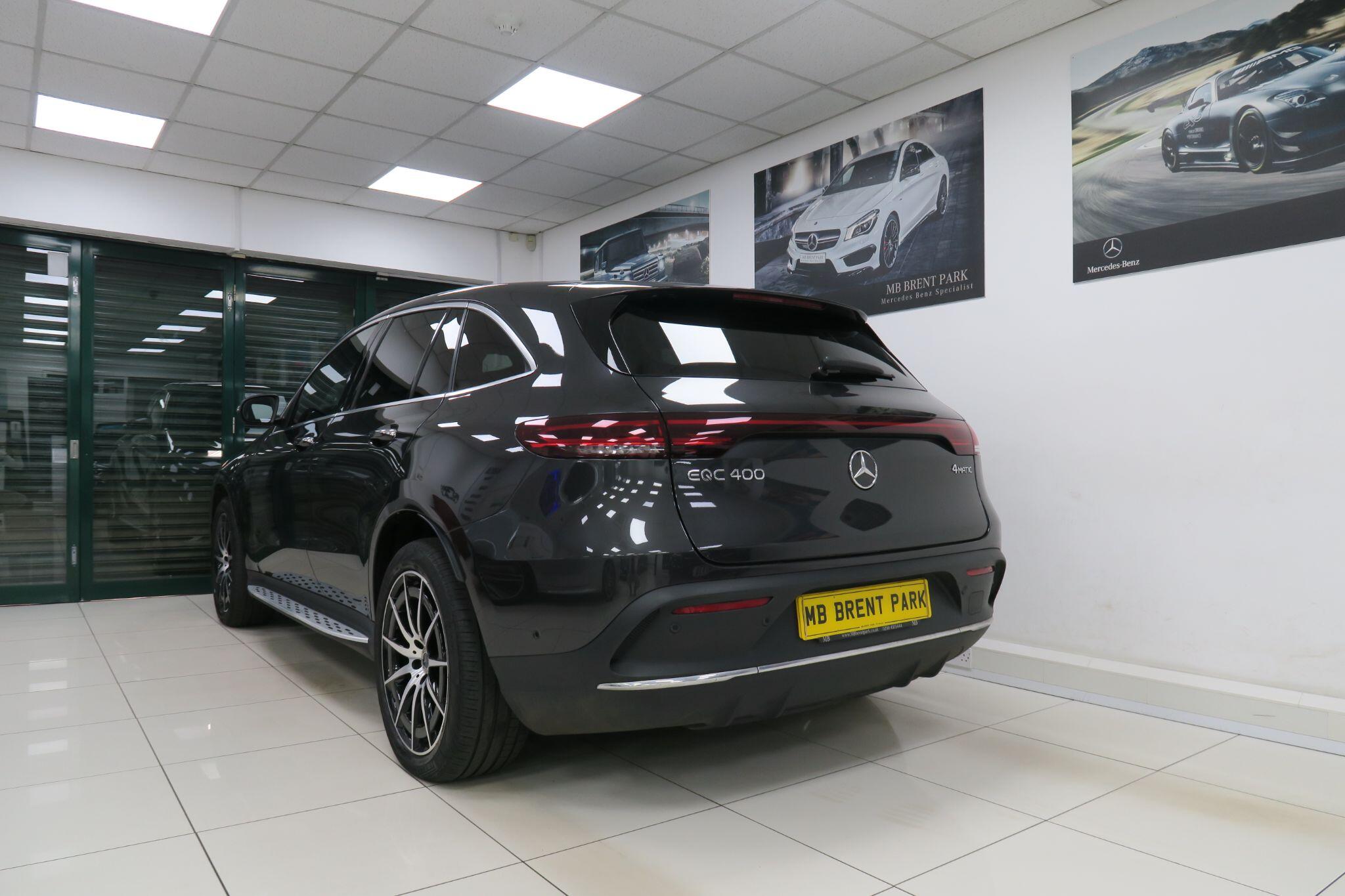 Mercedes-Benz EQC view 5