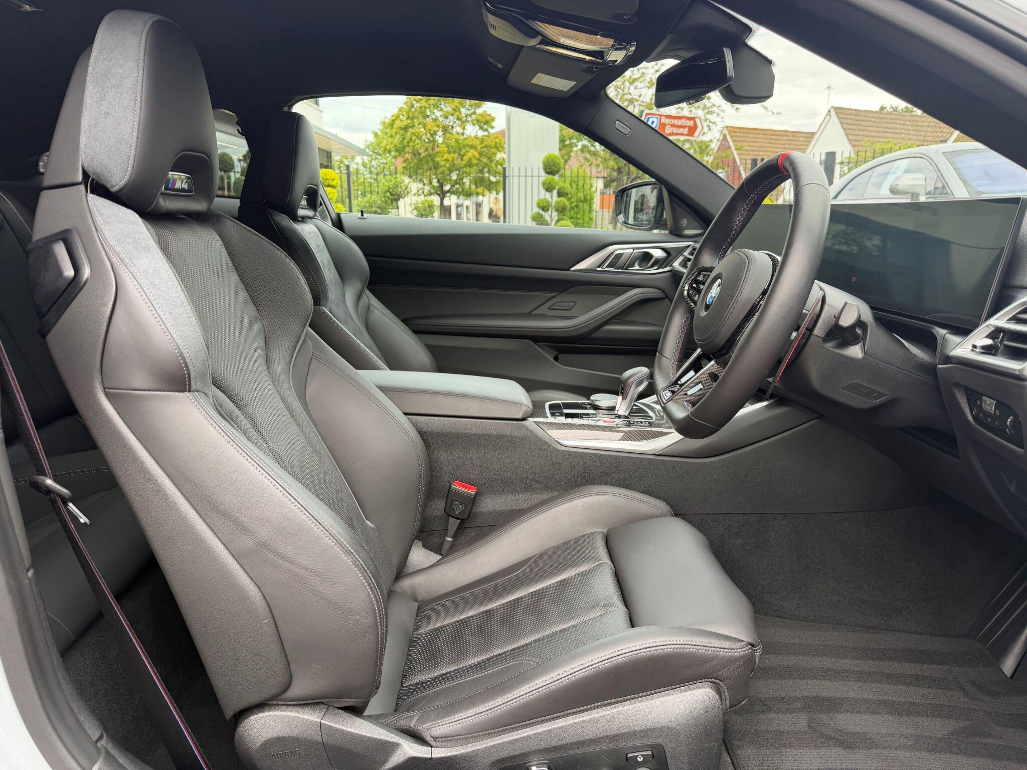 BMW M4 view 14
