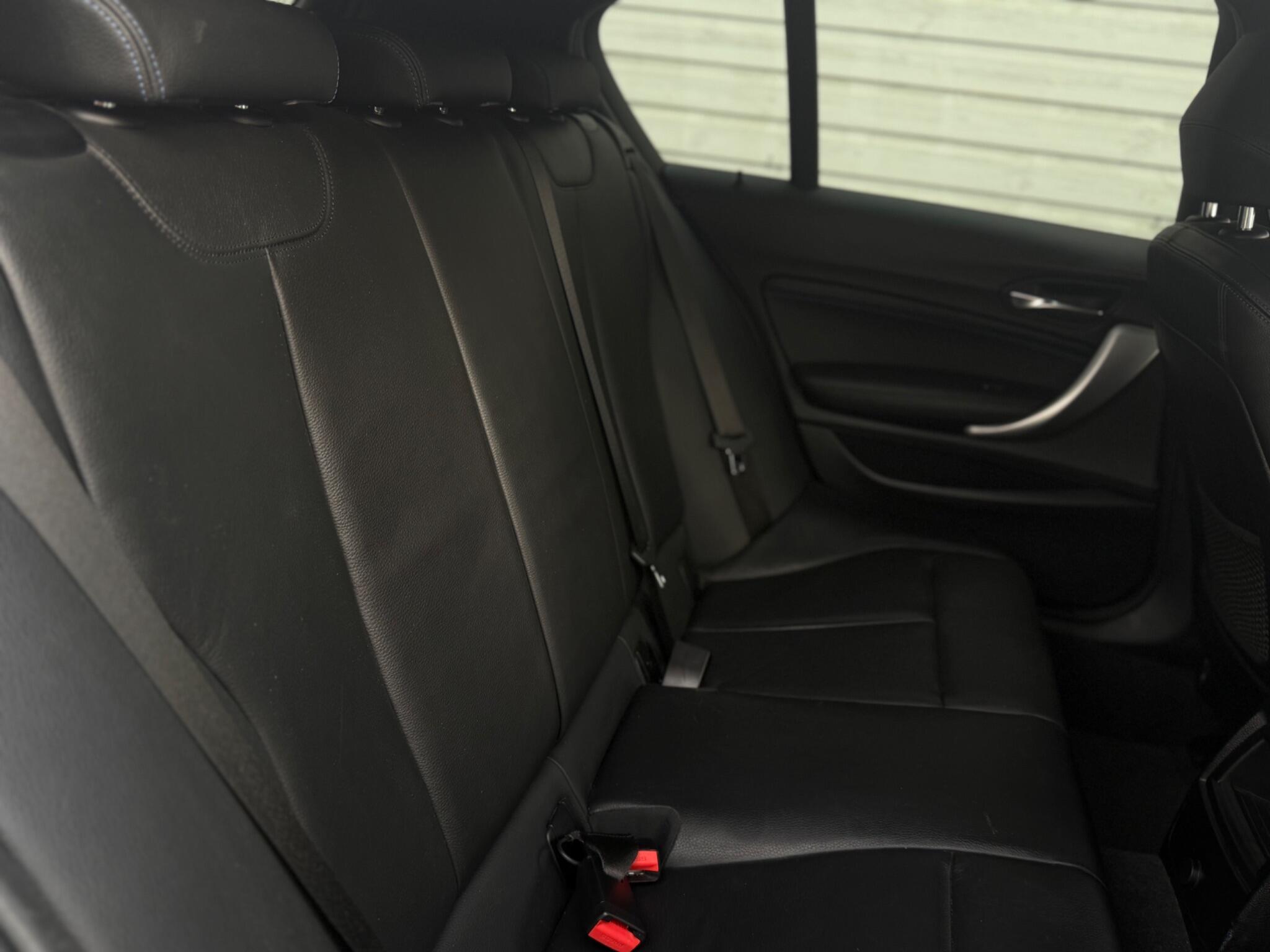 BMW 1 Series view 37