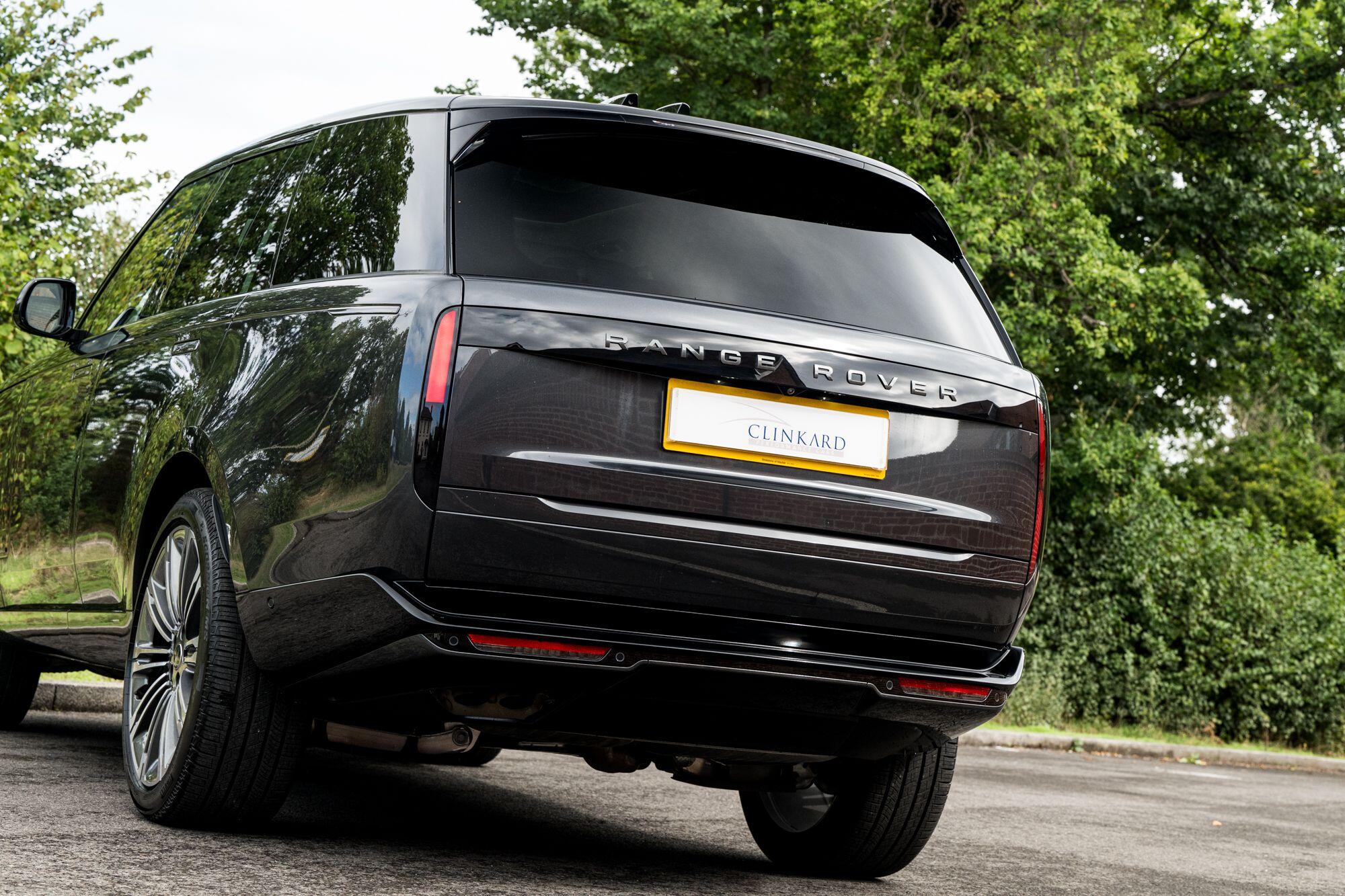 Land Rover Range Rover view 23
