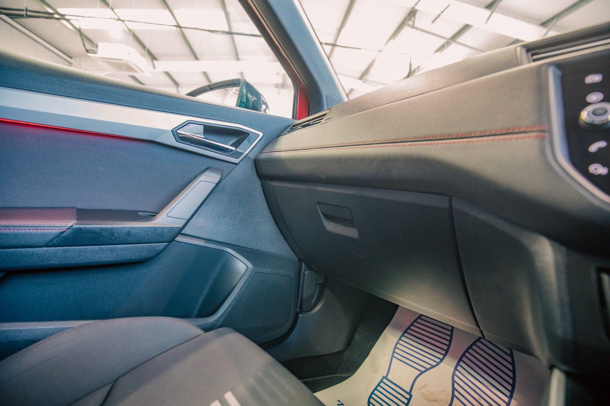 Seat Arona view 20