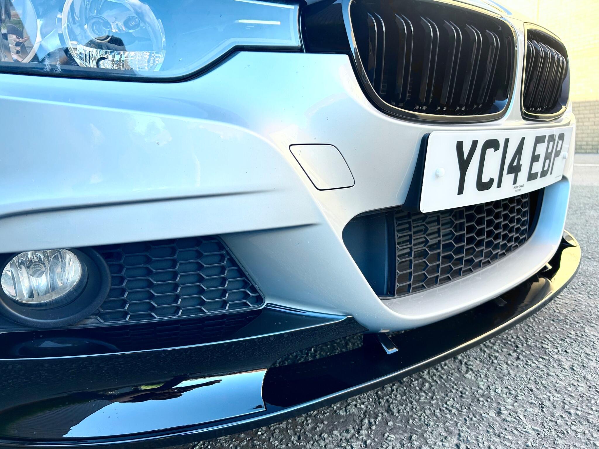 BMW 3 Series view 9
