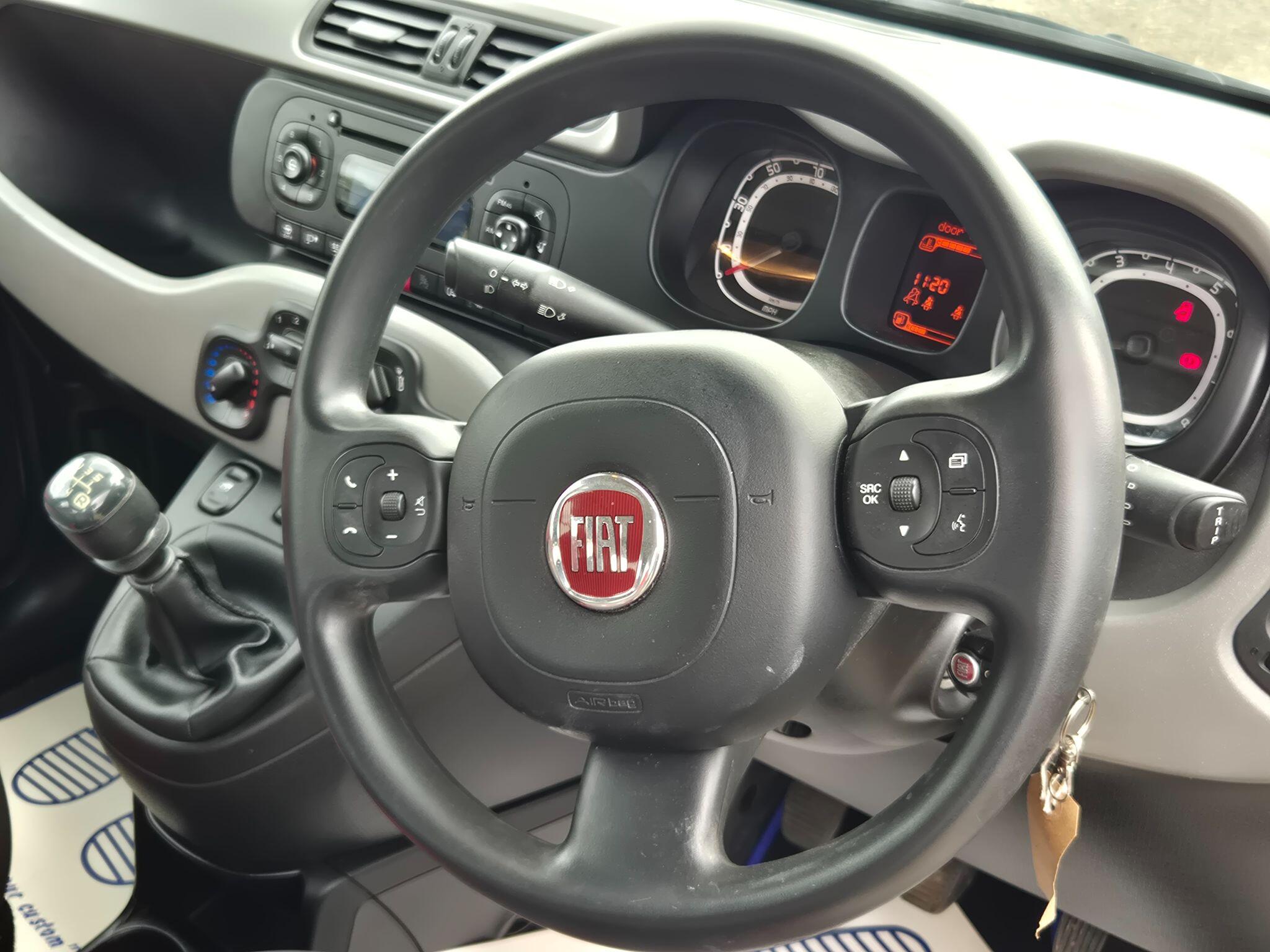 Fiat Panda view 9