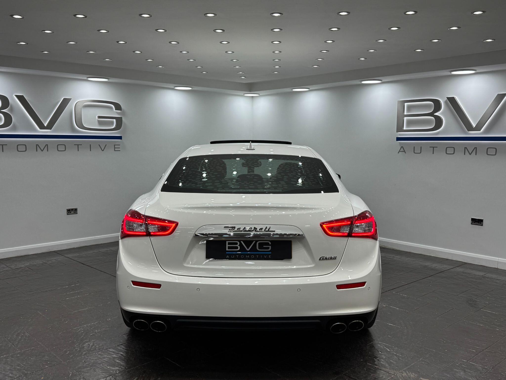 Maserati Ghibli view 18