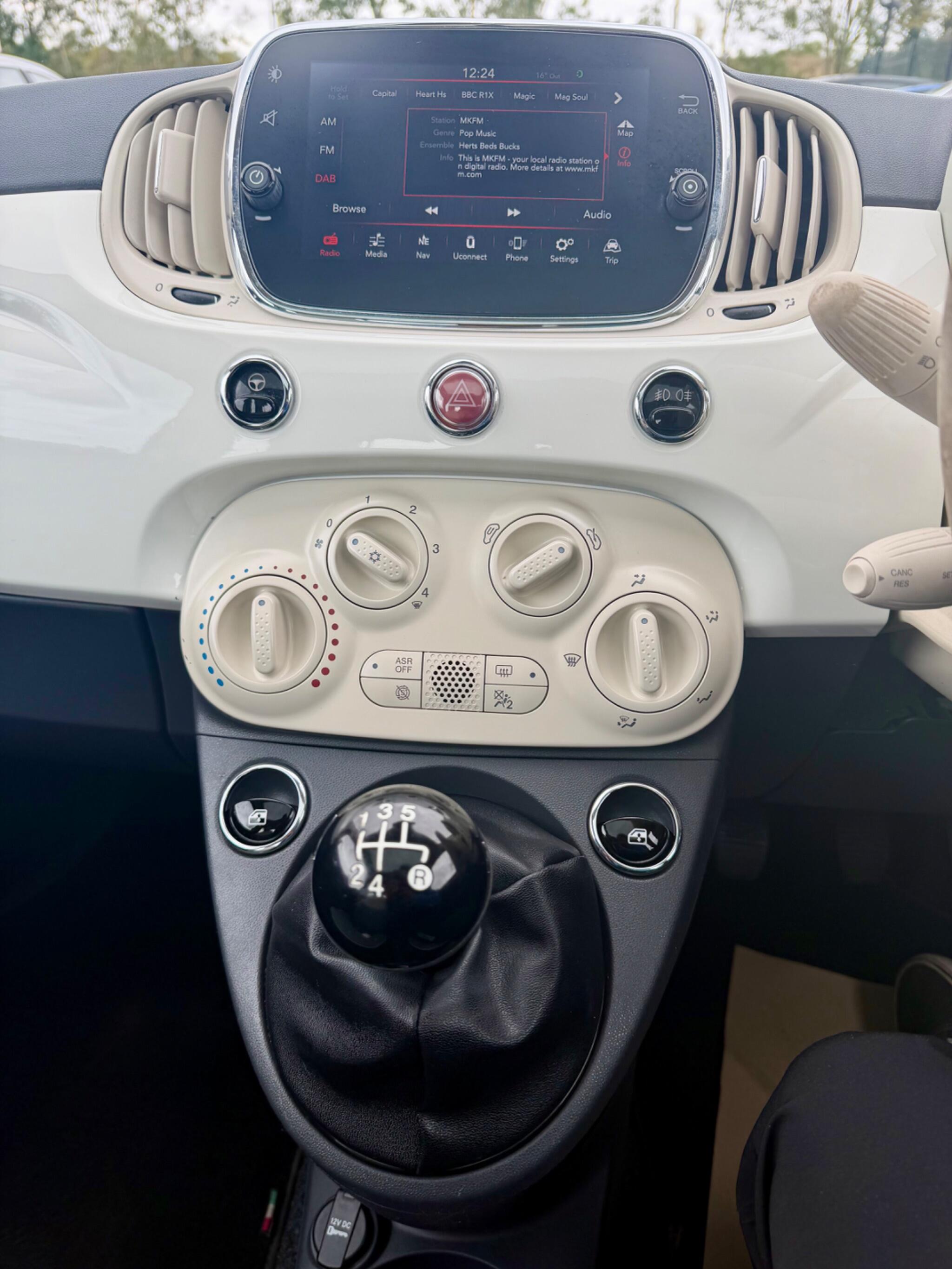 Fiat 500 view 24