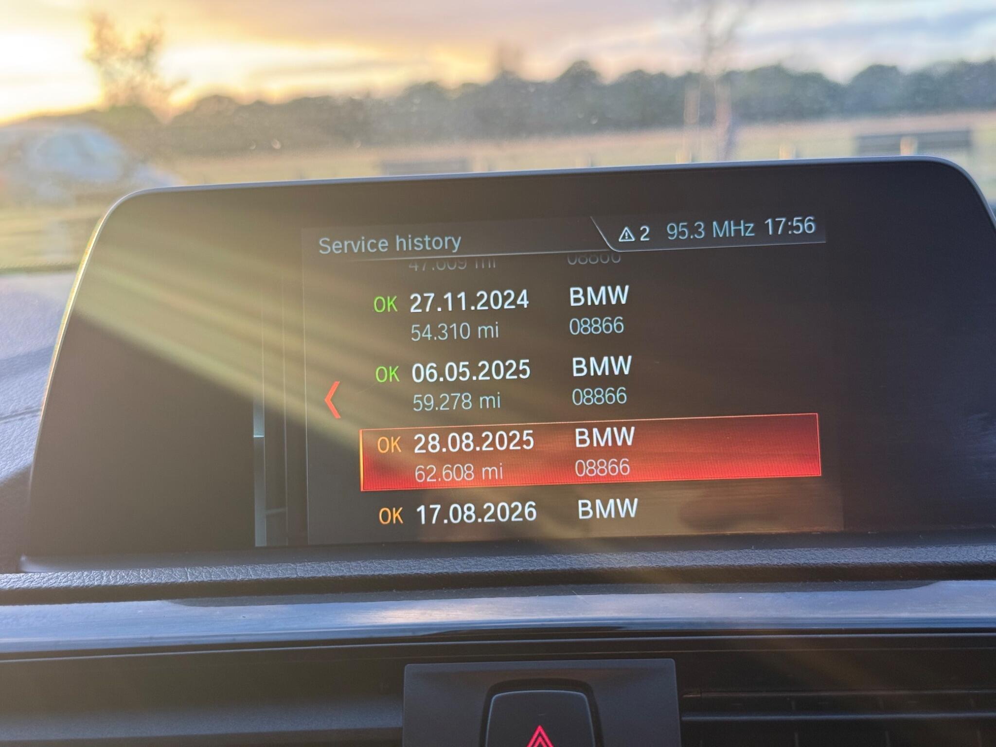 BMW 2 Series view 35