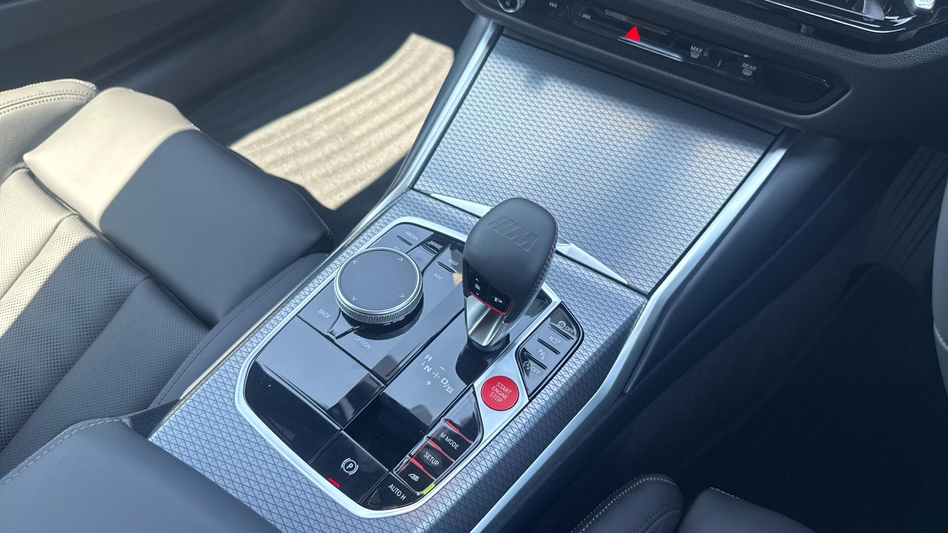BMW M4 view 11