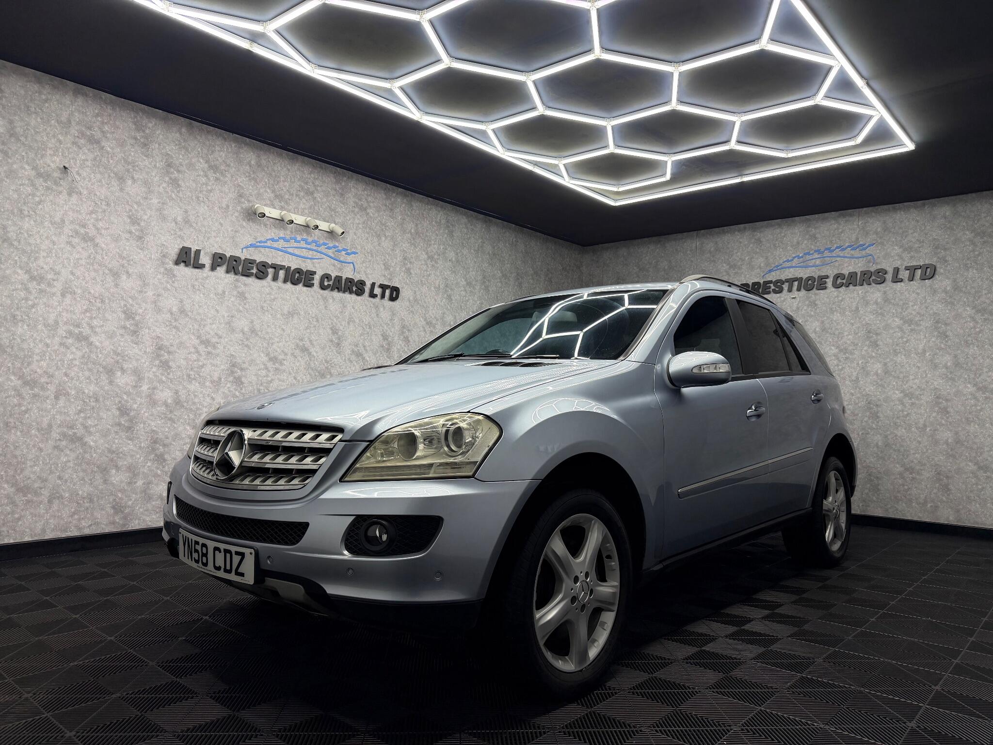 2008 Mercedes-Benz M-Class in Blue for sale