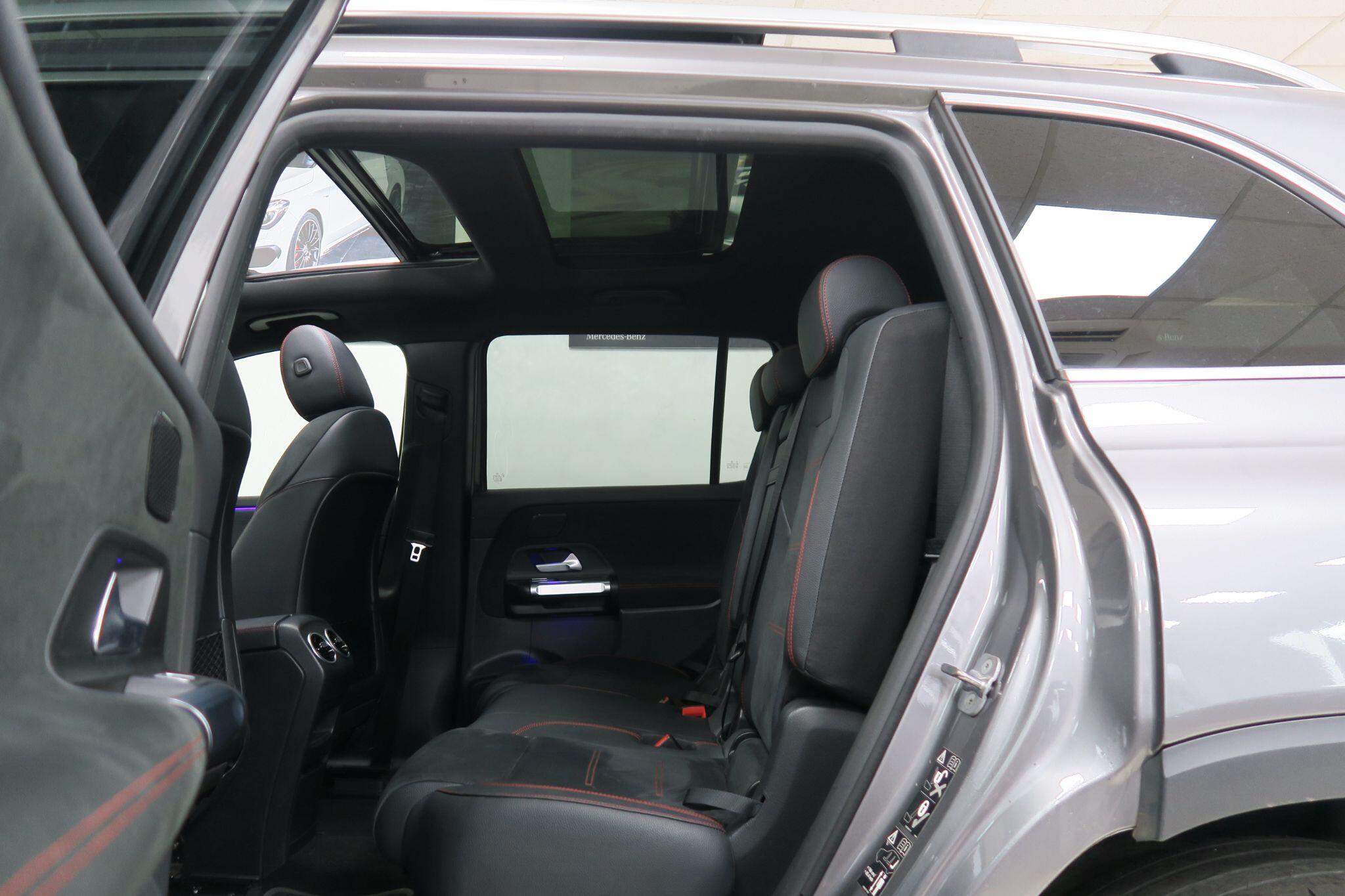 Mercedes-Benz EQB view 12