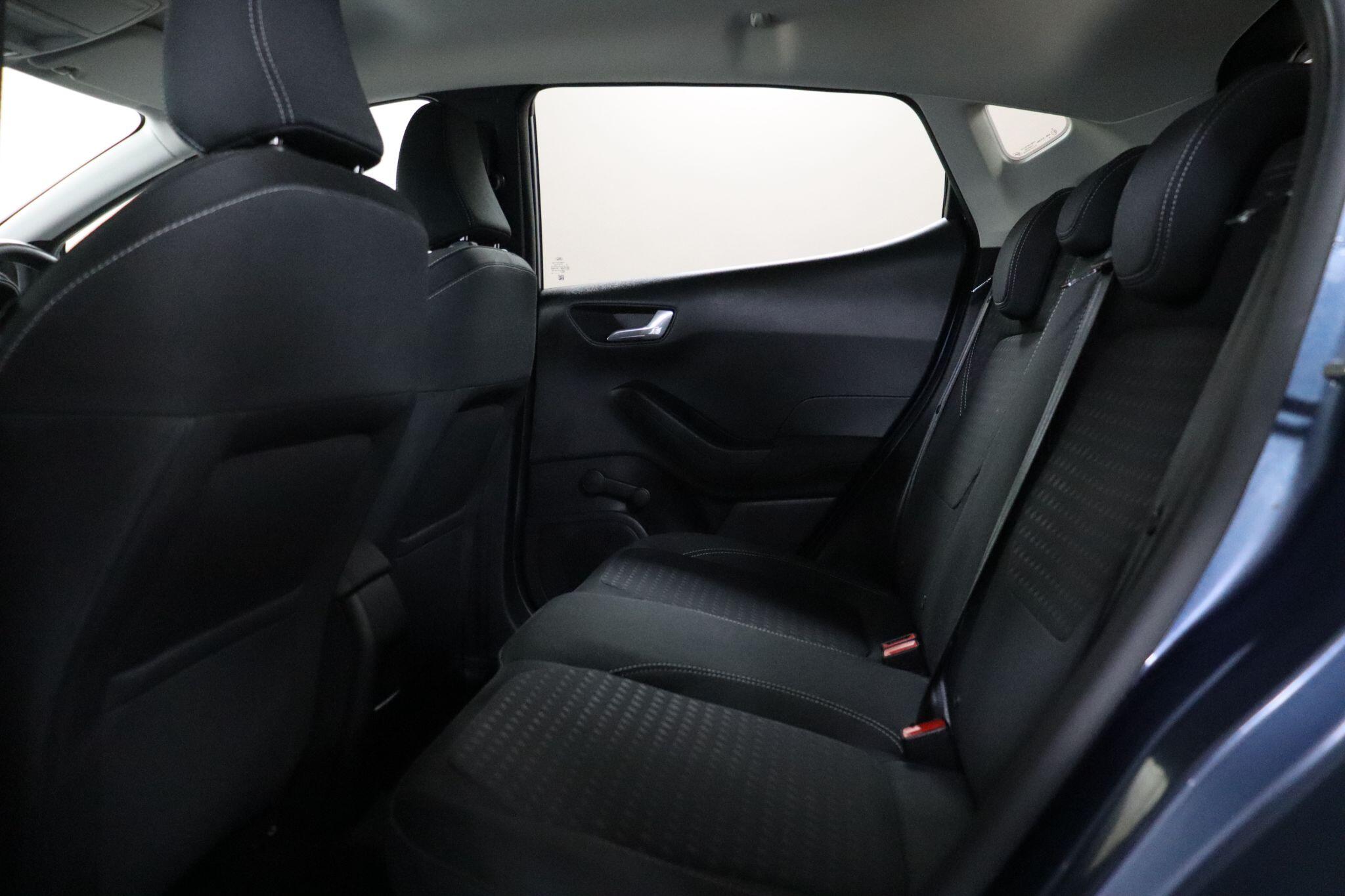 Ford Fiesta view 41