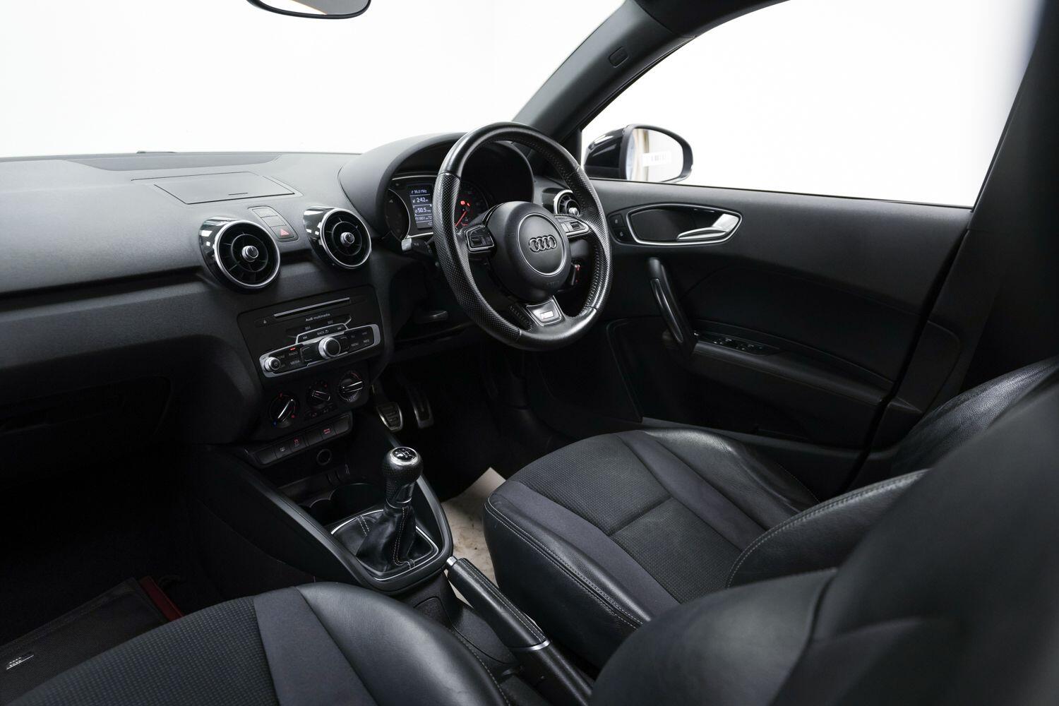 Audi A1 view 27
