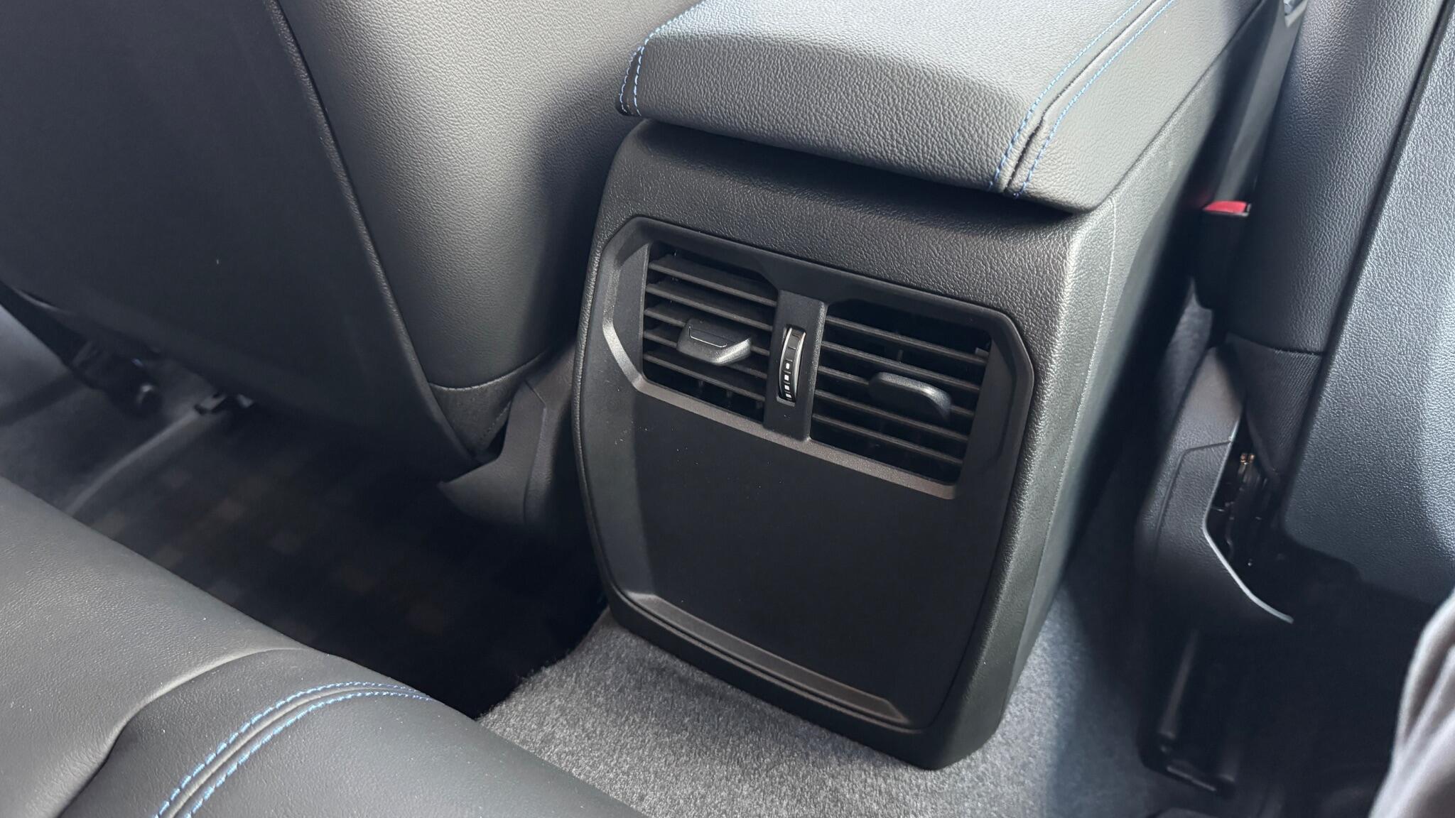 BMW 2 Series view 15