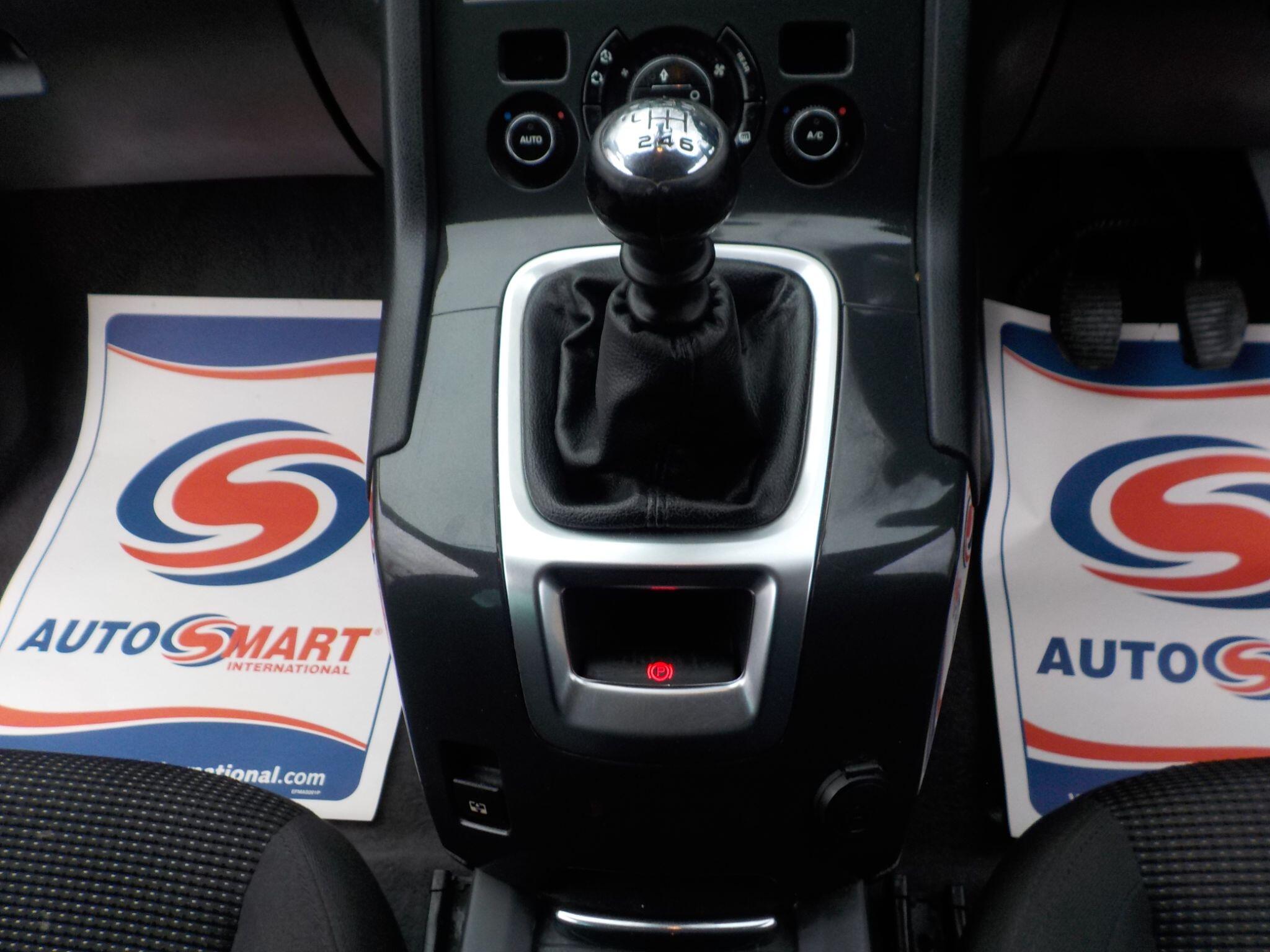 Peugeot 5008 1.6 HDi Allure Euro 5 5dr