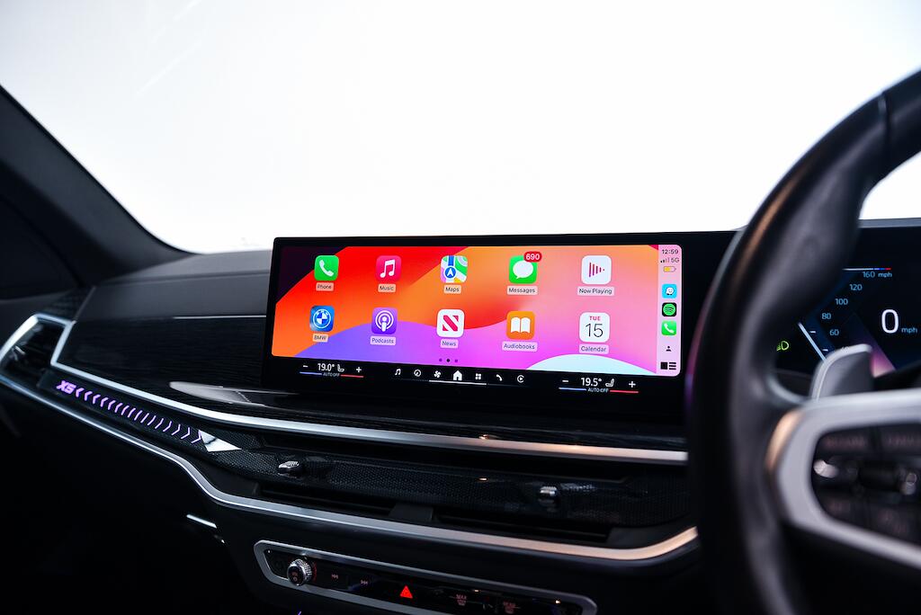 BMW X5 view 18