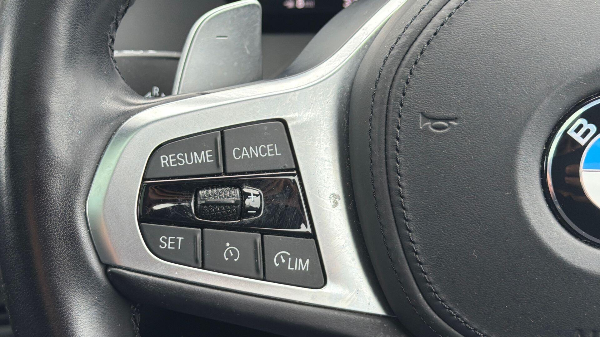 BMW 1 Series view 17