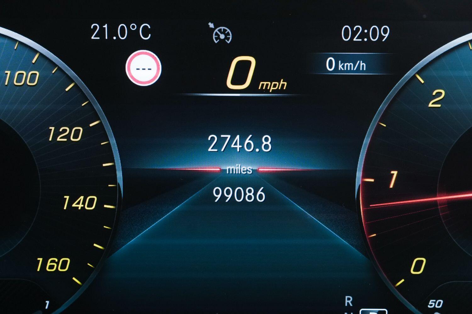 Mercedes-Benz Gle view 23
