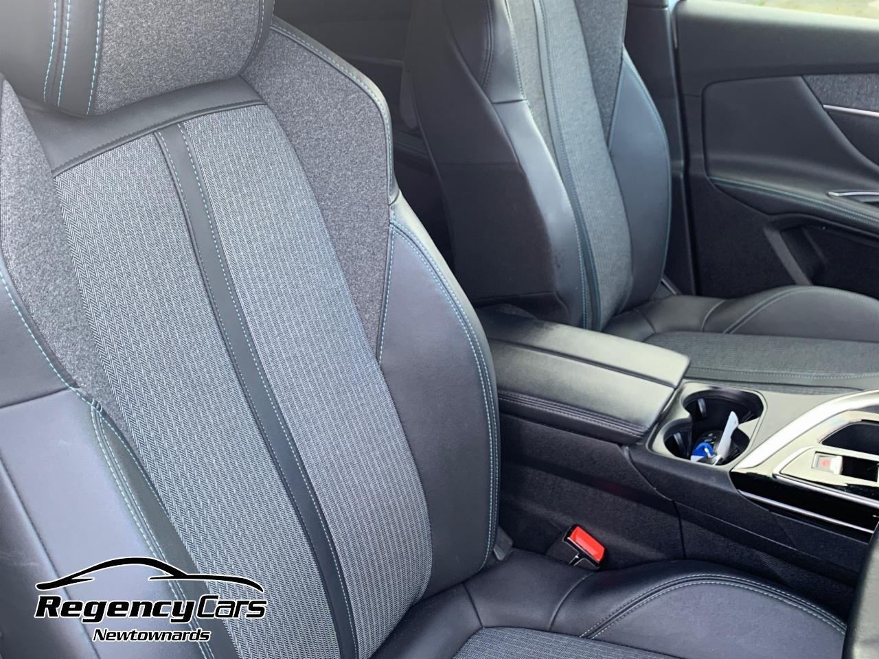 Peugeot 5008 view 13