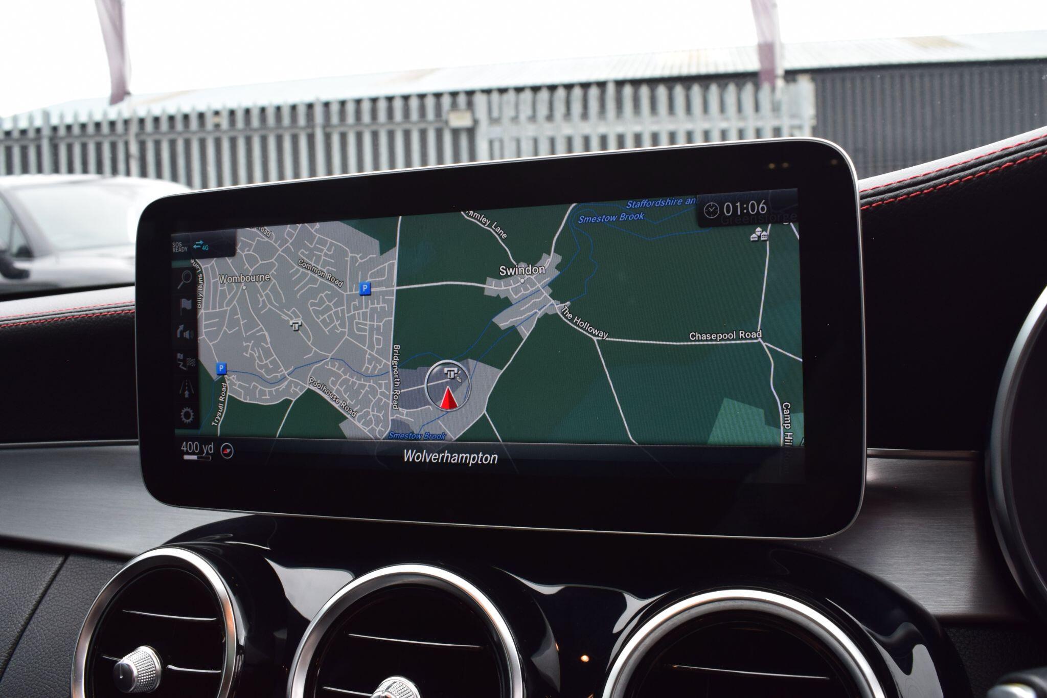 Mercedes-Benz C Class view 18