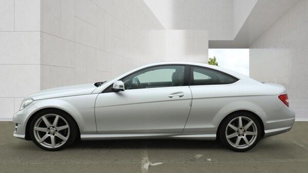 Mercedes-Benz C Class view 8