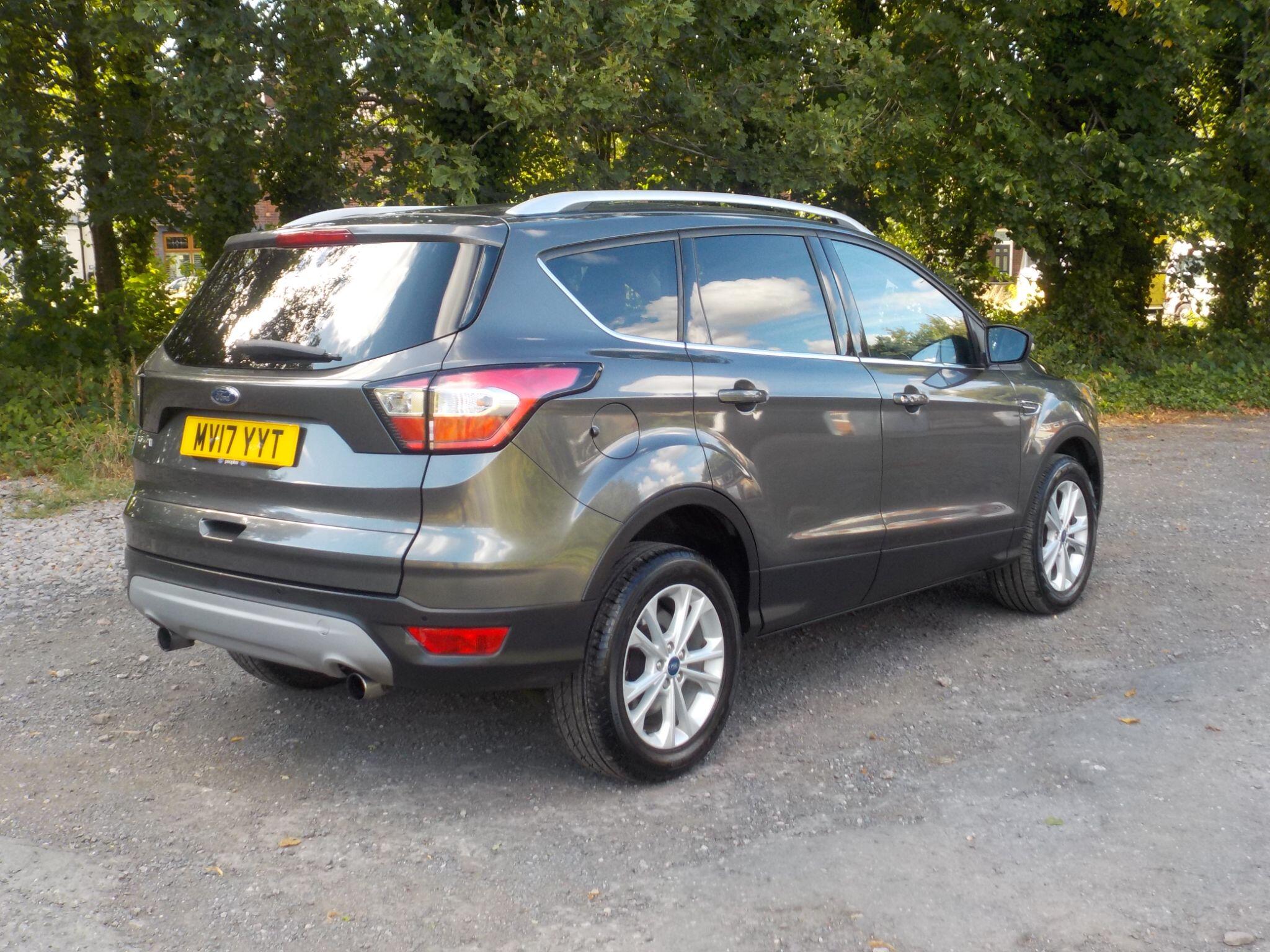 Ford Kuga 1.5 TDCi Titanium Euro 6 (s/s) 5dr