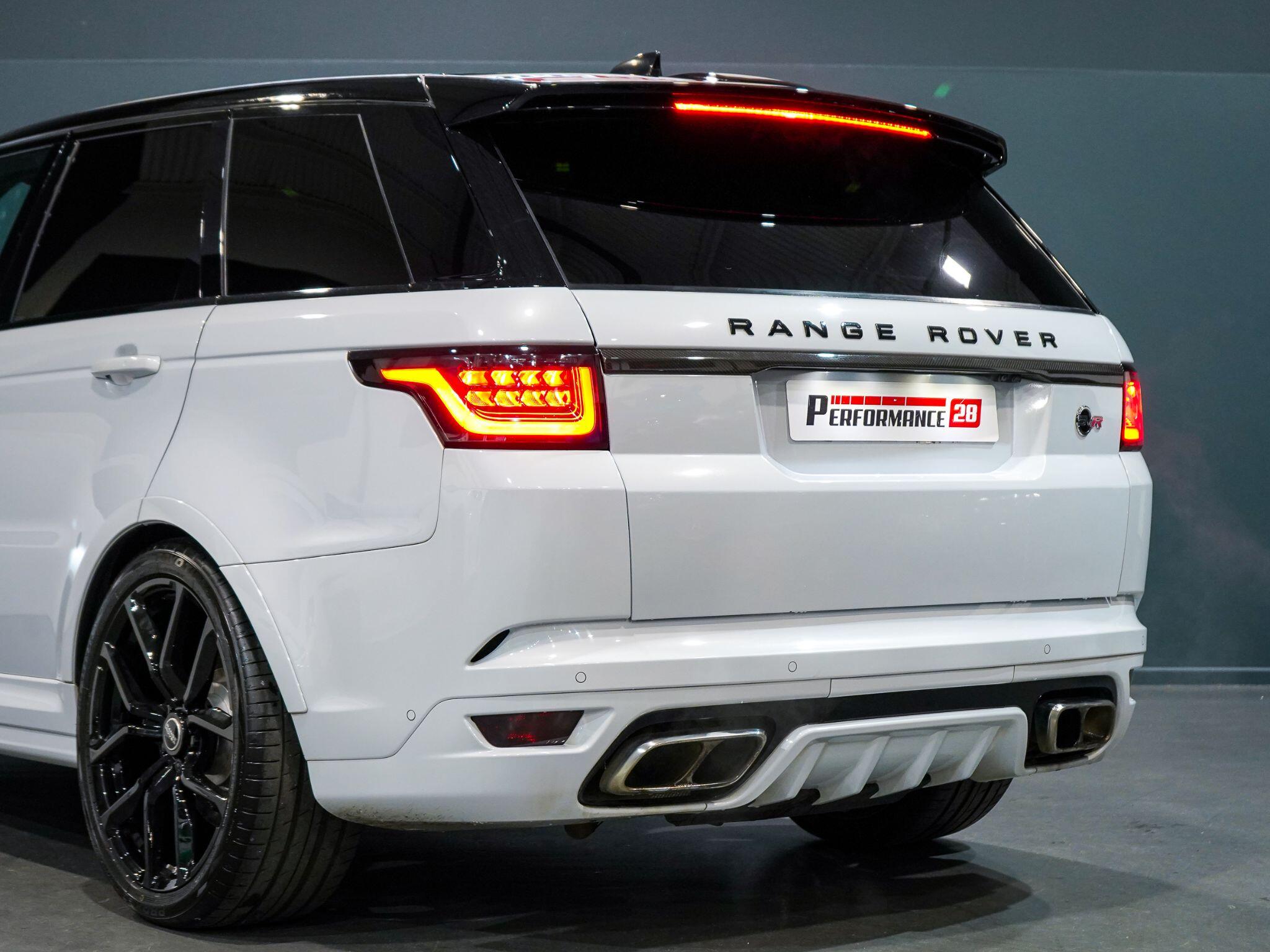 Land Rover Range Rover Sport view 4