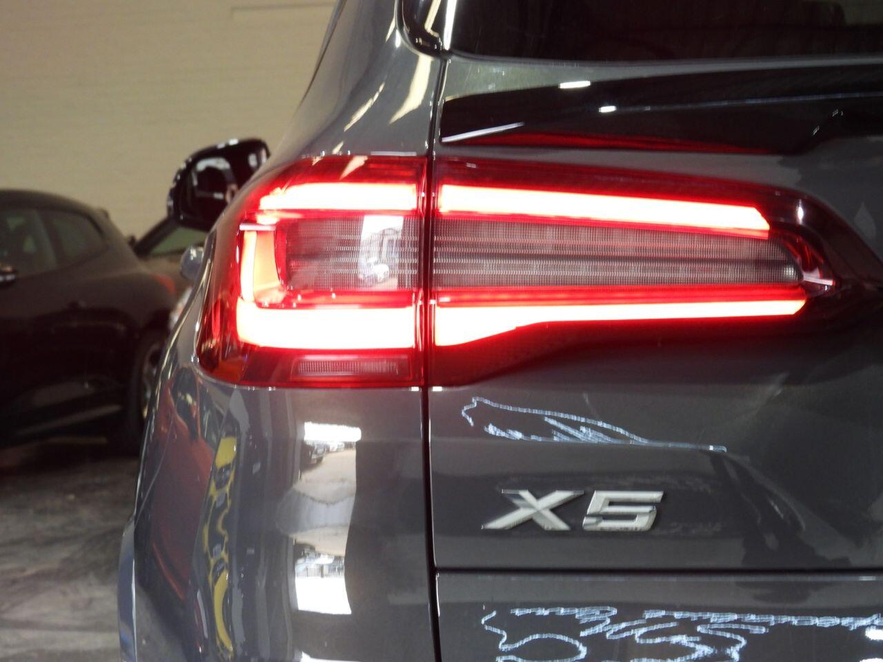 BMW X5 view 44
