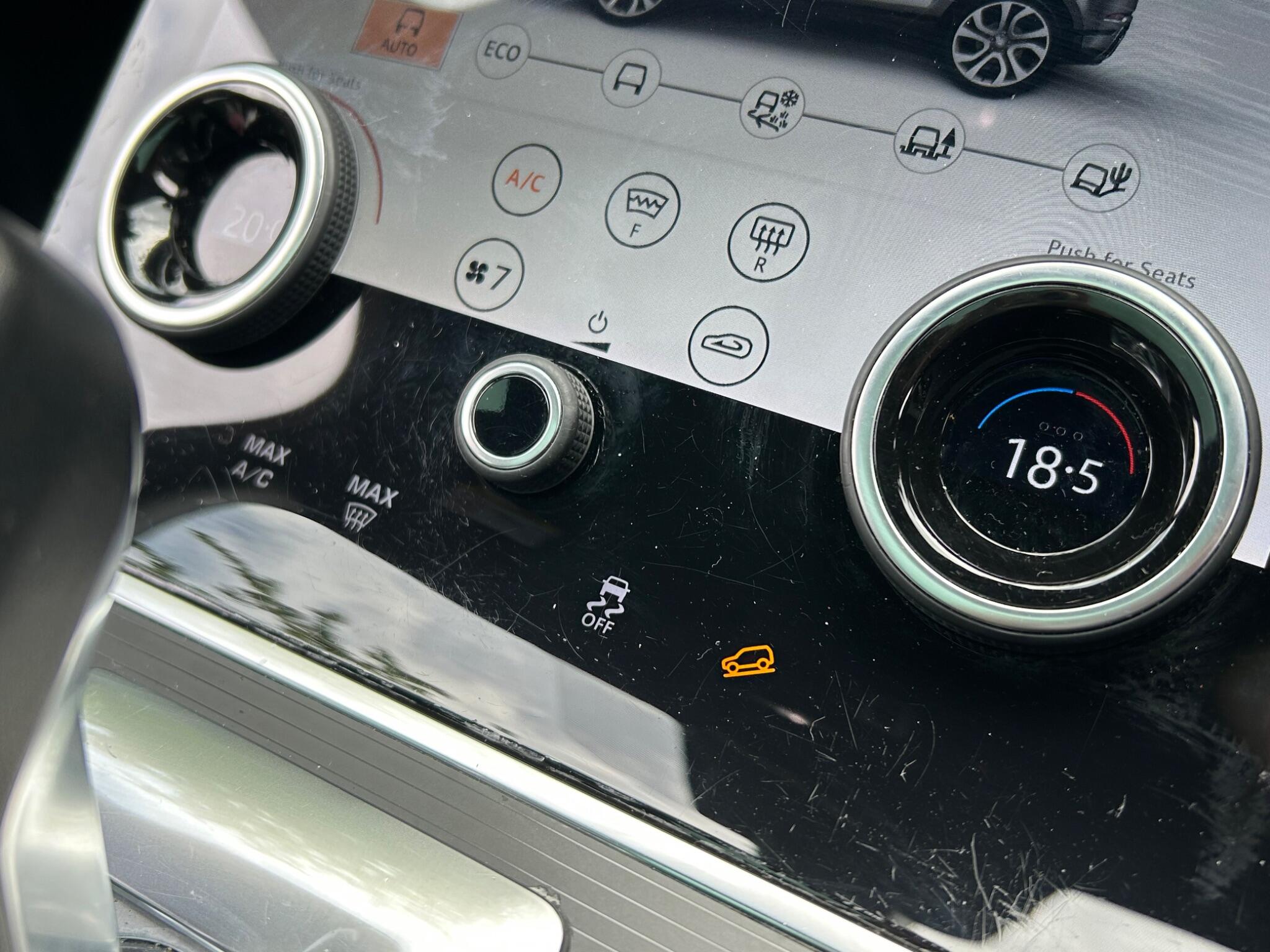Land Rover Range Rover Evoque view 43